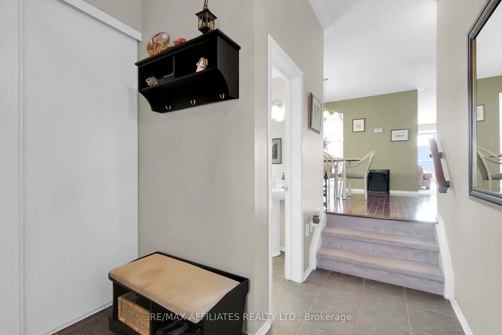 1062 Candlewood Street Property Photo 5