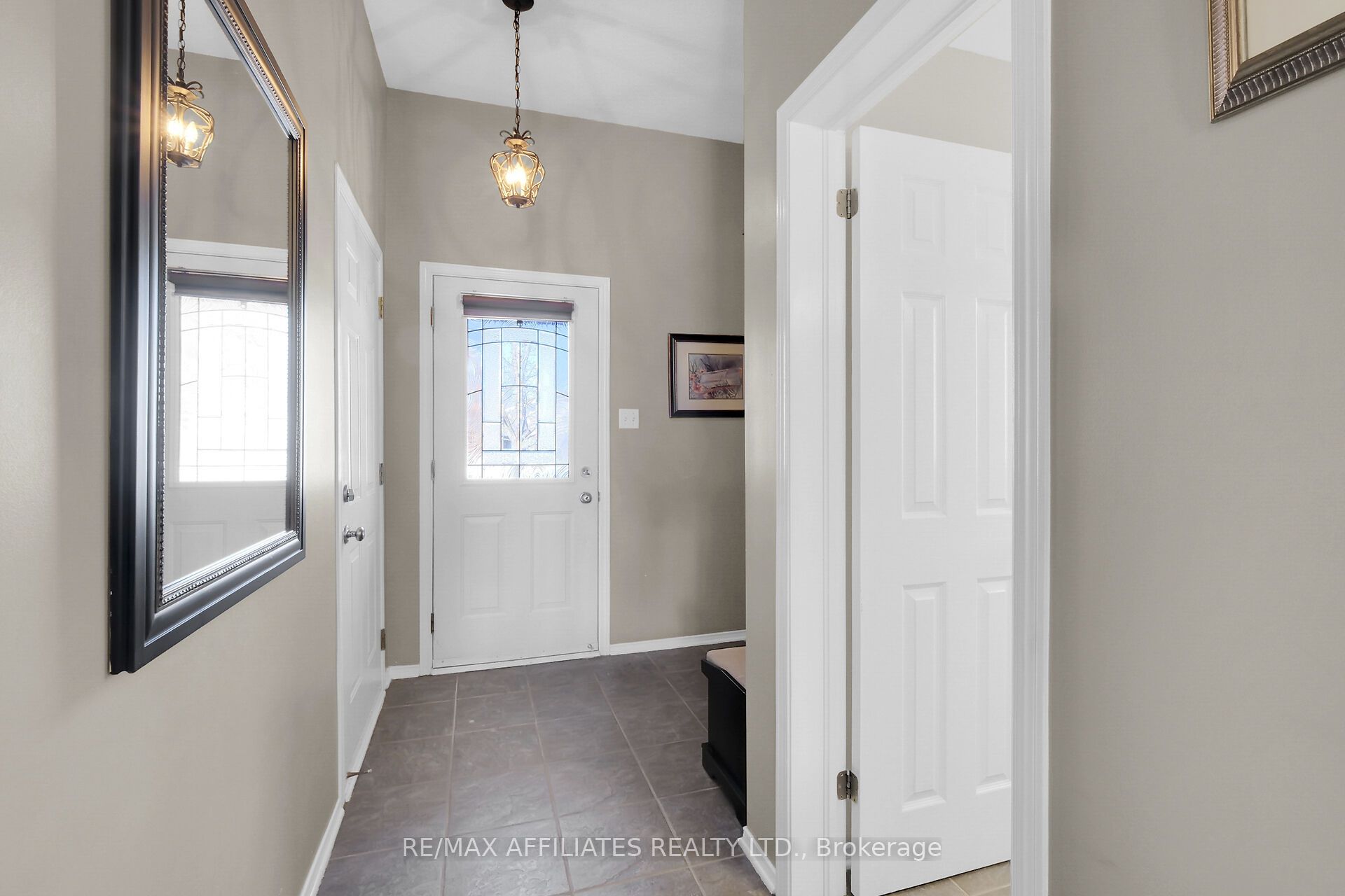1062 Candlewood Street Property Photo 6