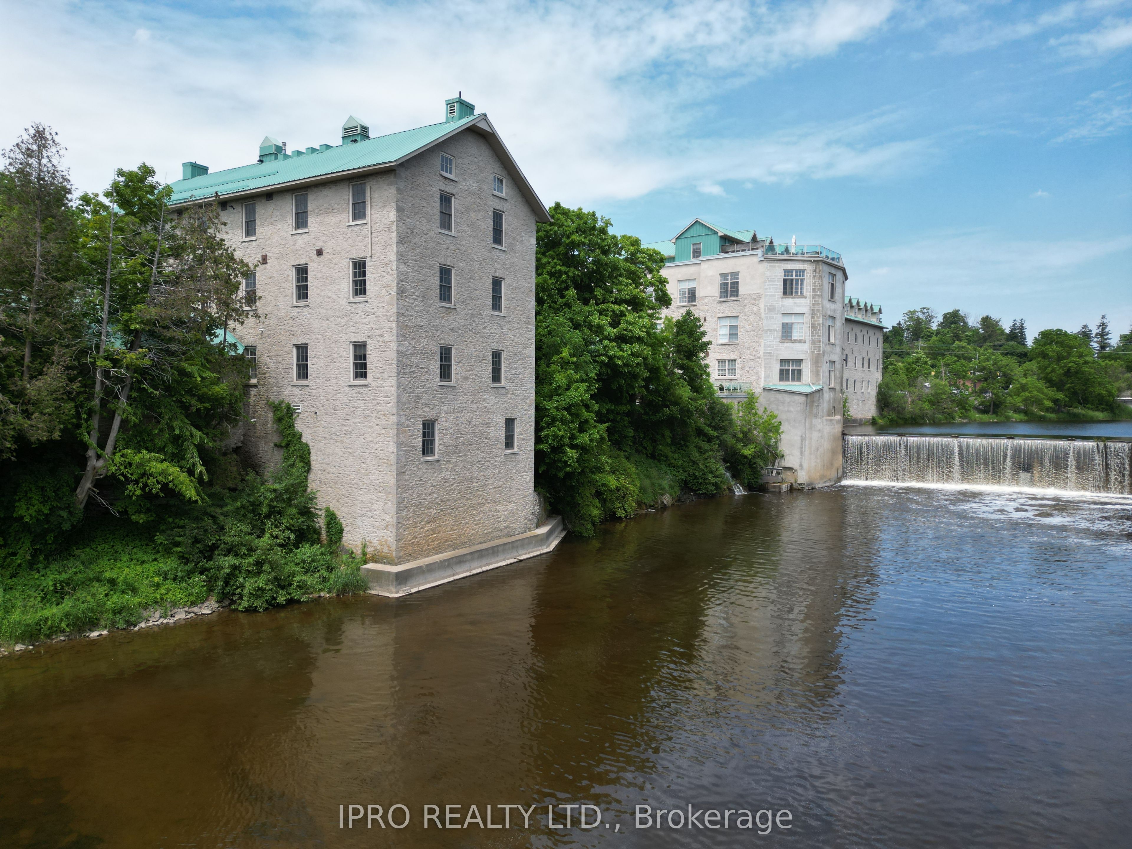 Grafton Real Estate Listings Main Image