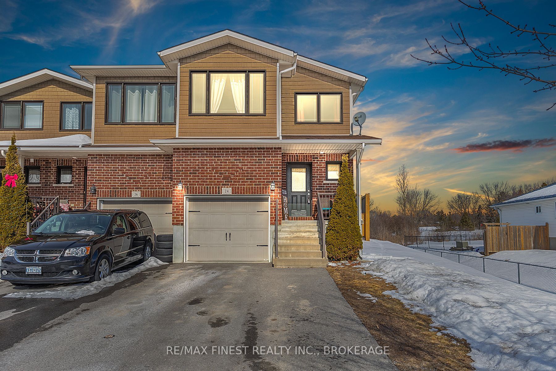 24 Amherst Dr Property Photo