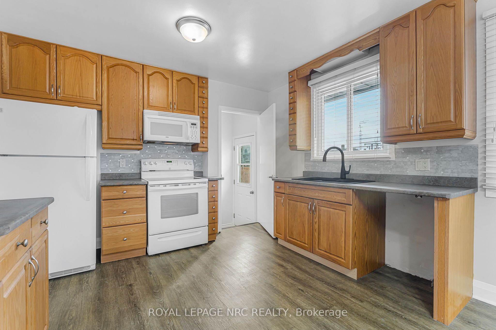 5 Ashford Place Property Photo 19