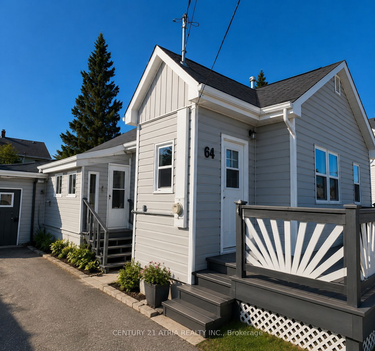 64 Toronto Avenue Property Photo 2