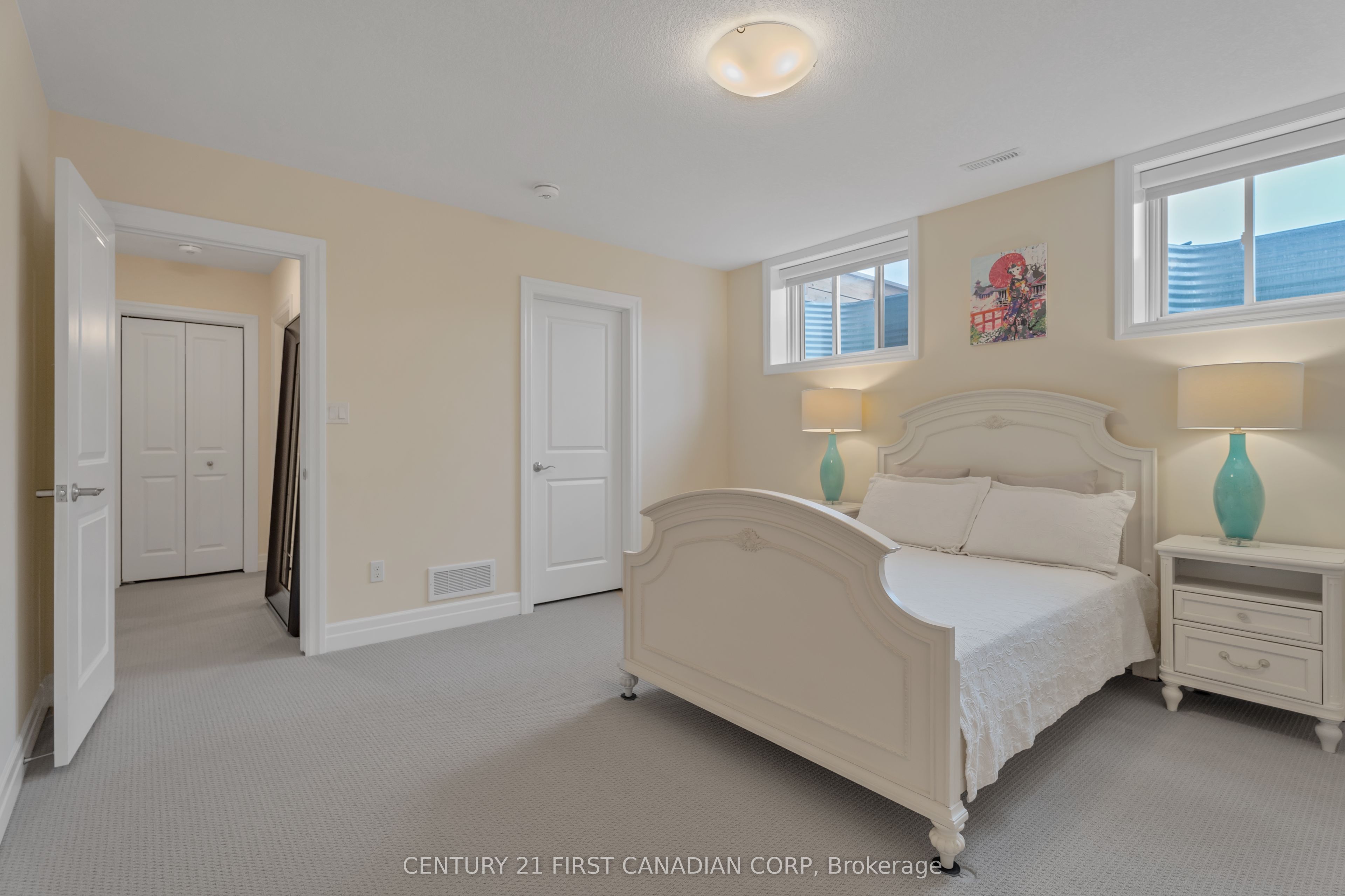 66 Carolina Crescent Property Photo 28