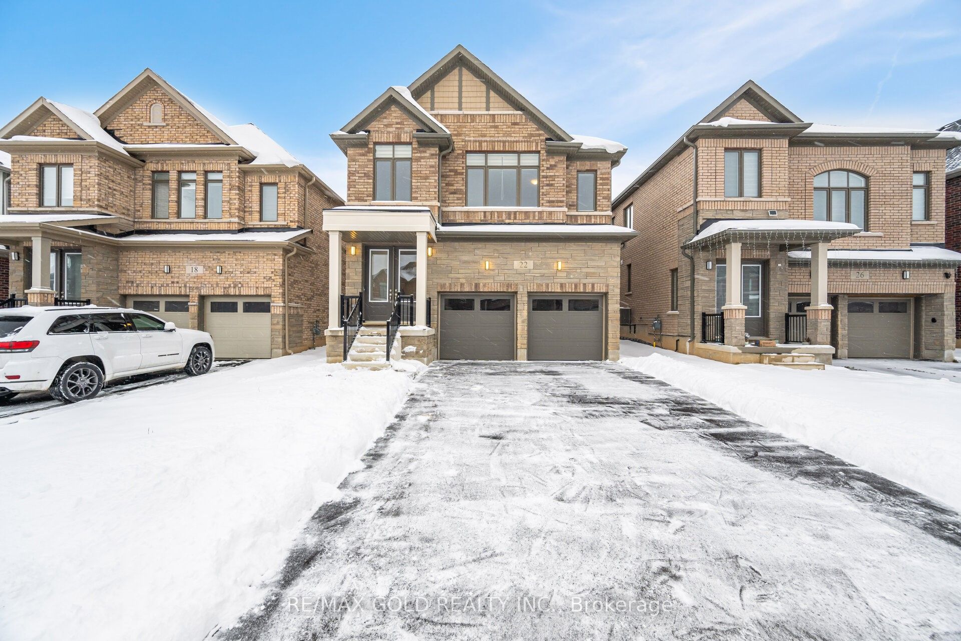 22 Prince Philip Blvd Property Photo