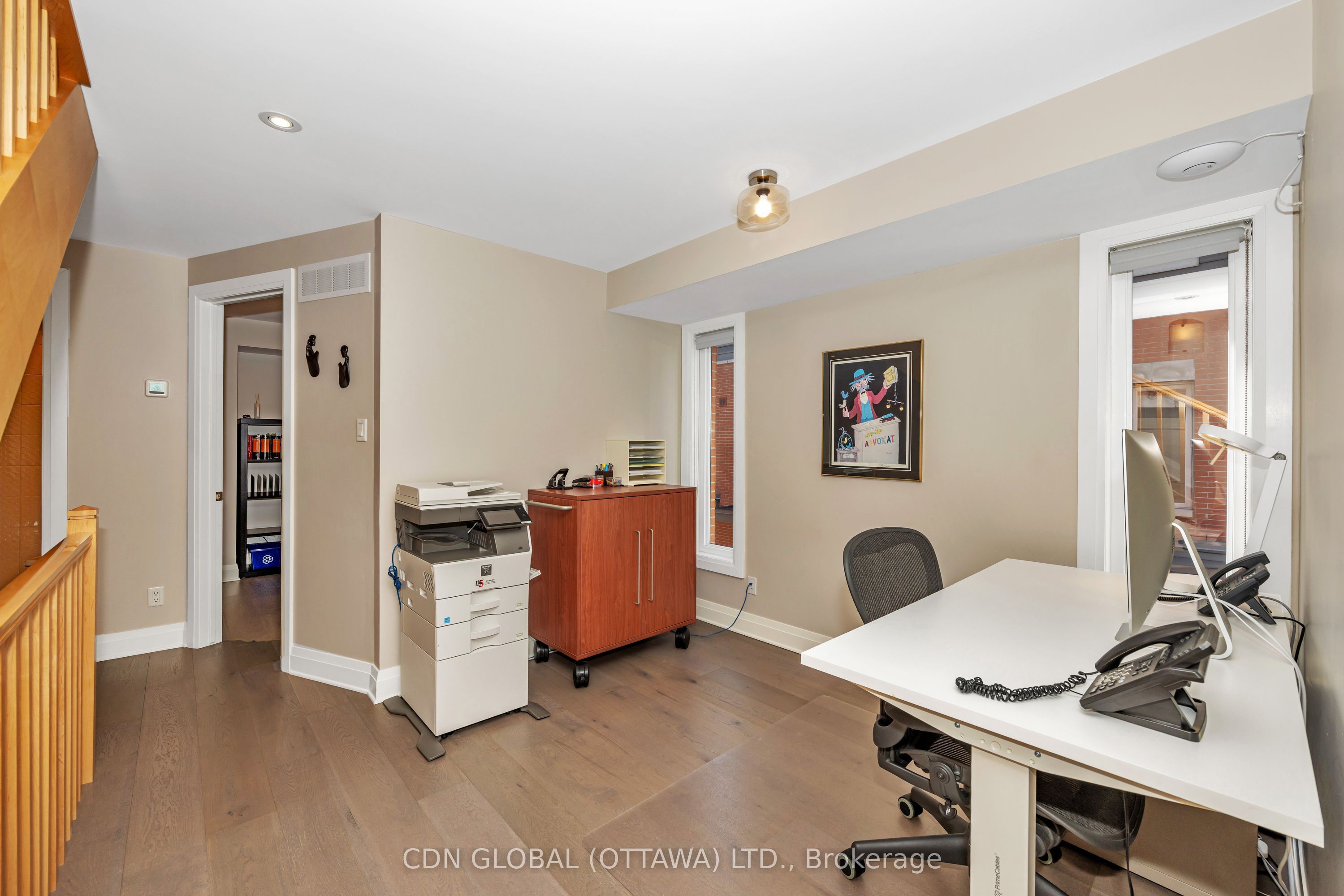 360 Ravenhill Avenue Property Photo 7