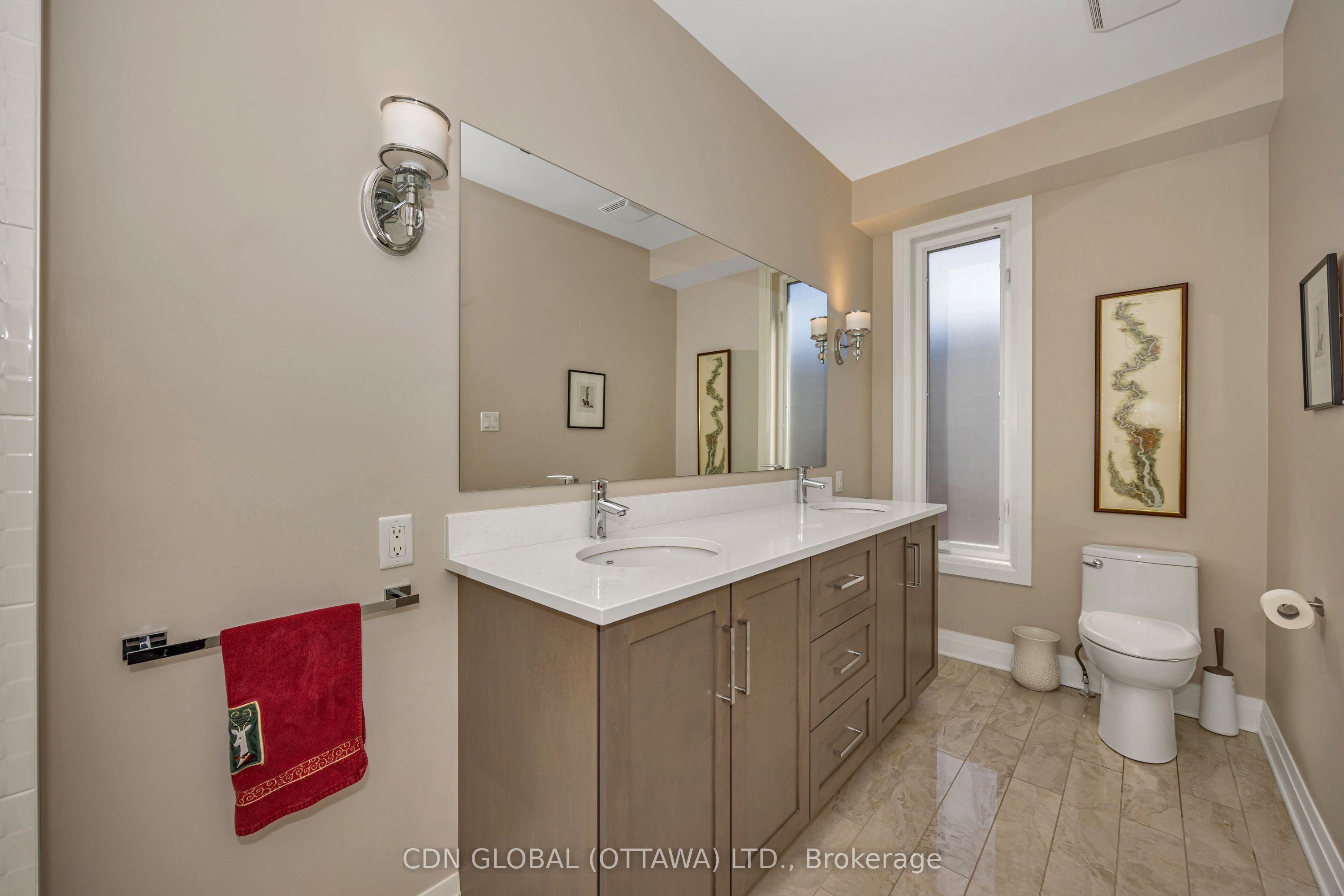 360 Ravenhill Avenue Property Photo 12