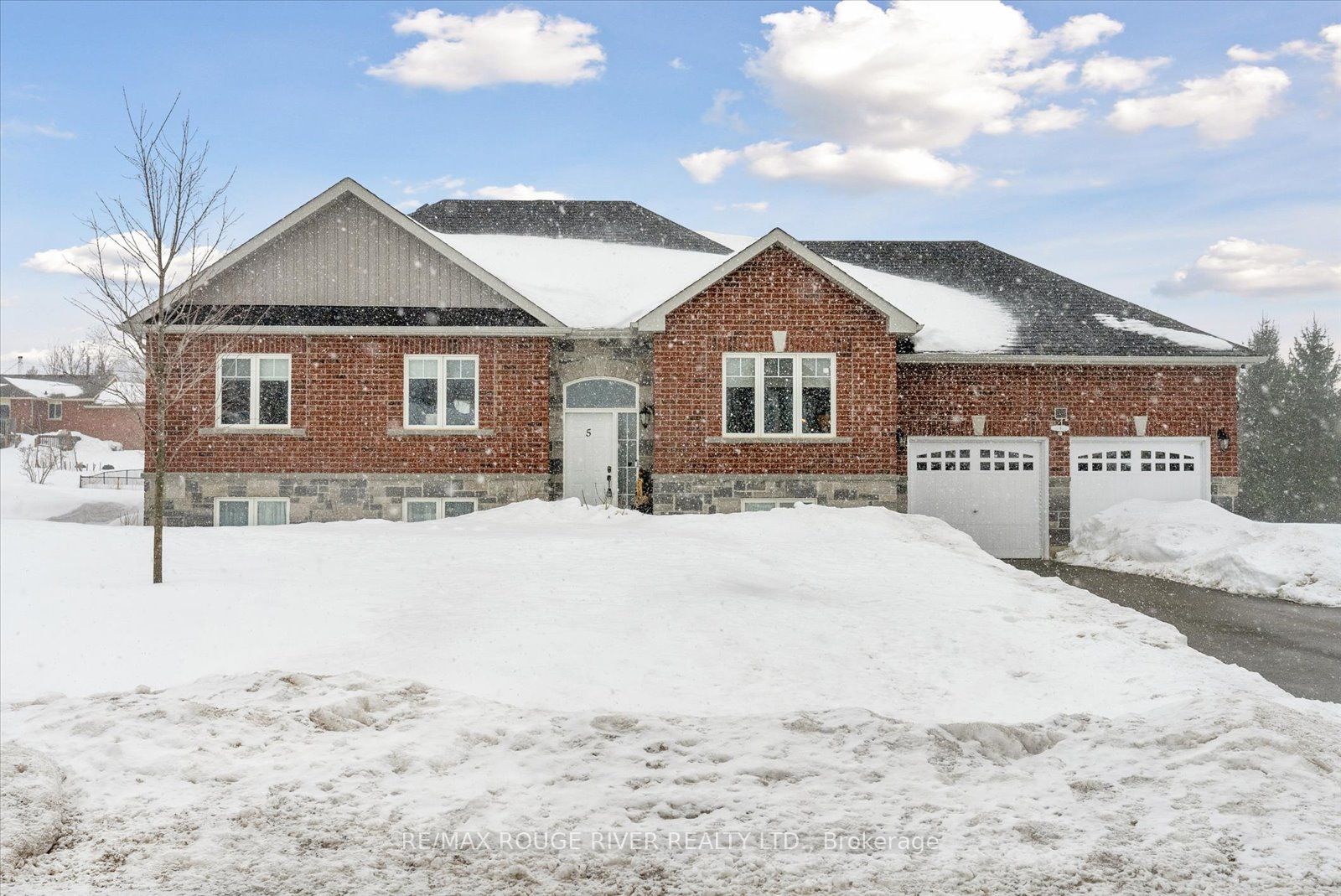5 Mccrae Cres Property Photo
