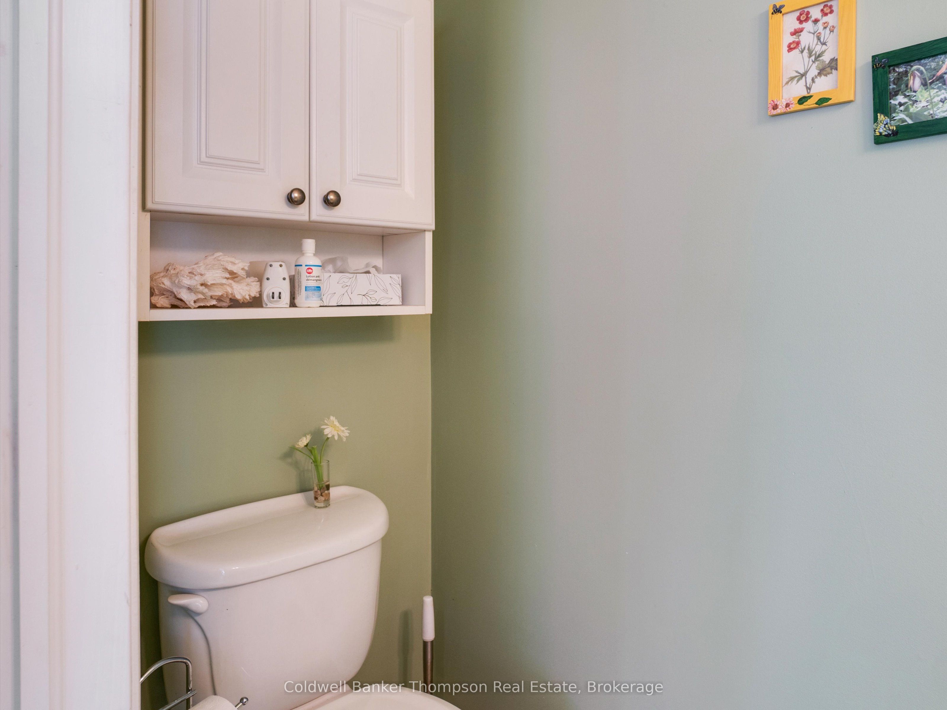 1070 Grass Lake Road Property Photo 6