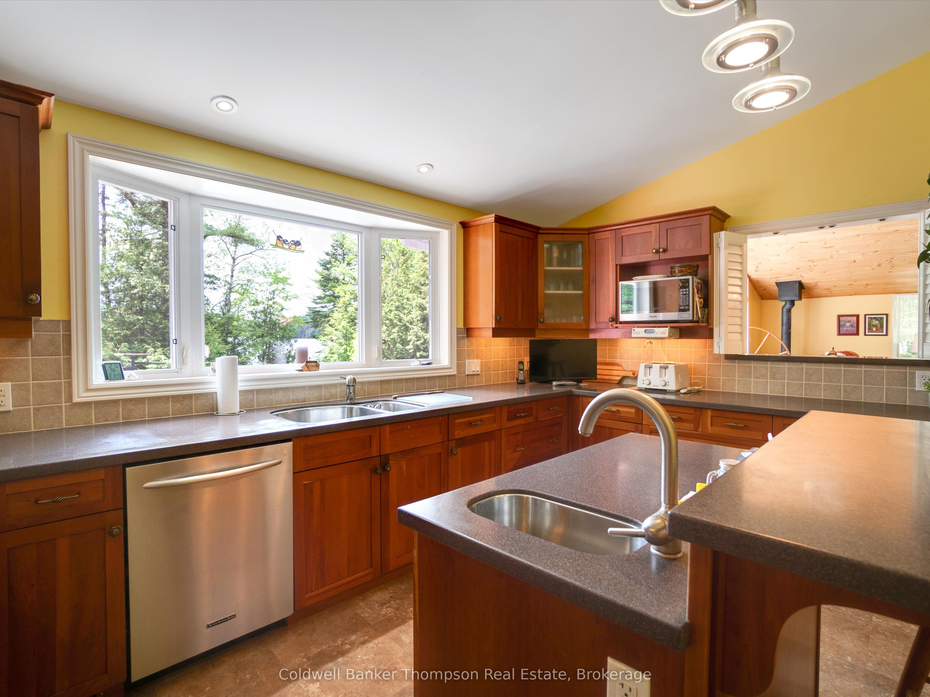 1070 Grass Lake Road Property Photo 8