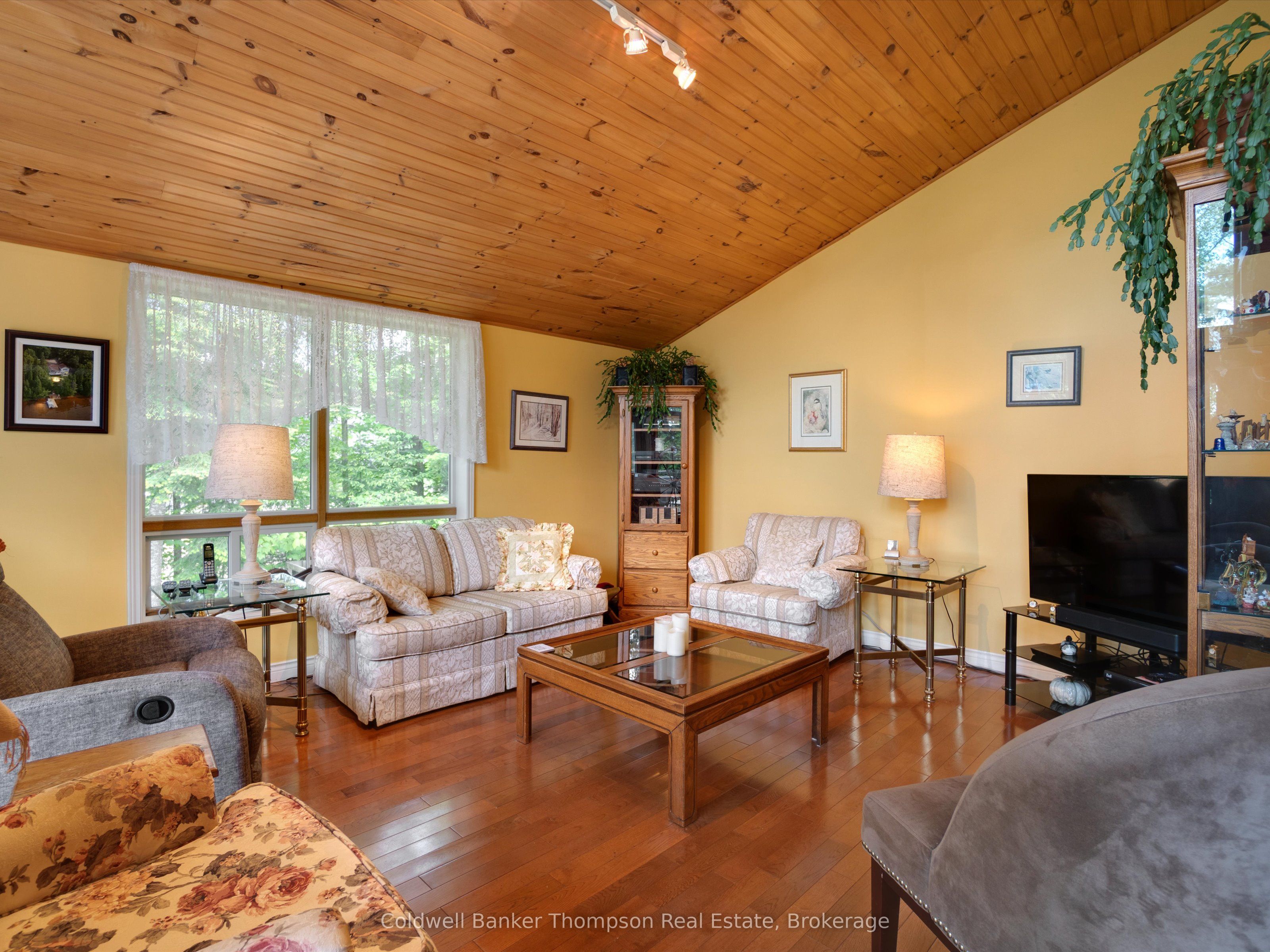 1070 Grass Lake Road Property Photo 15