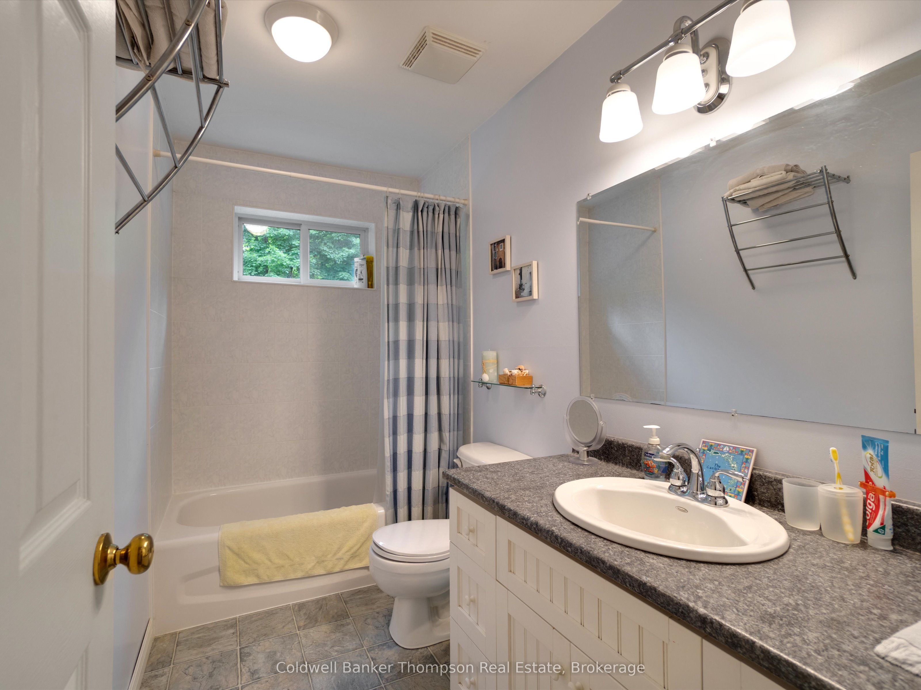 1070 Grass Lake Road Property Photo 24