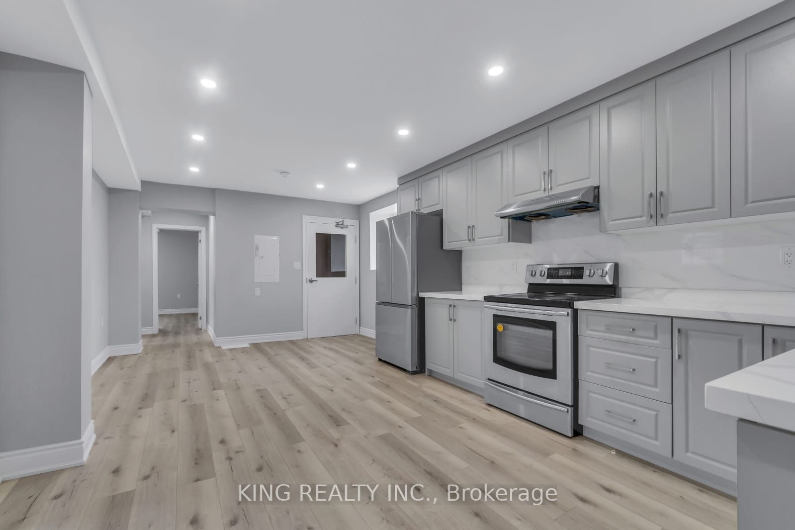 389 Lyle Street Property Photo 25