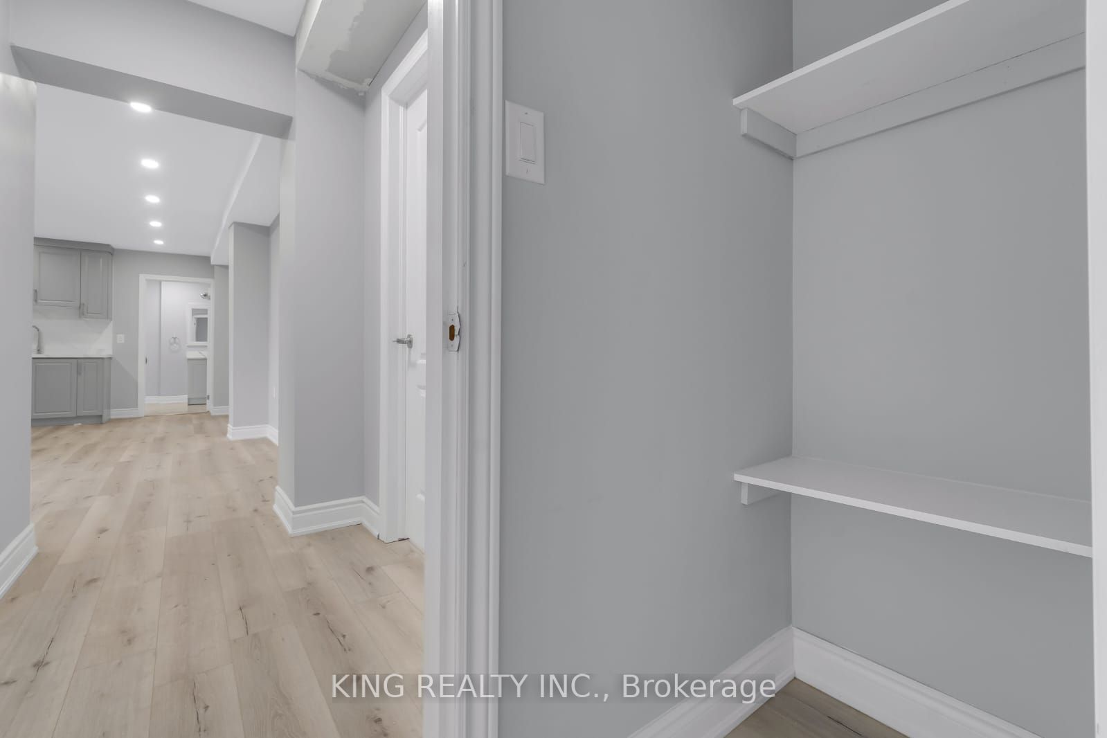 389 Lyle Street Property Photo 42