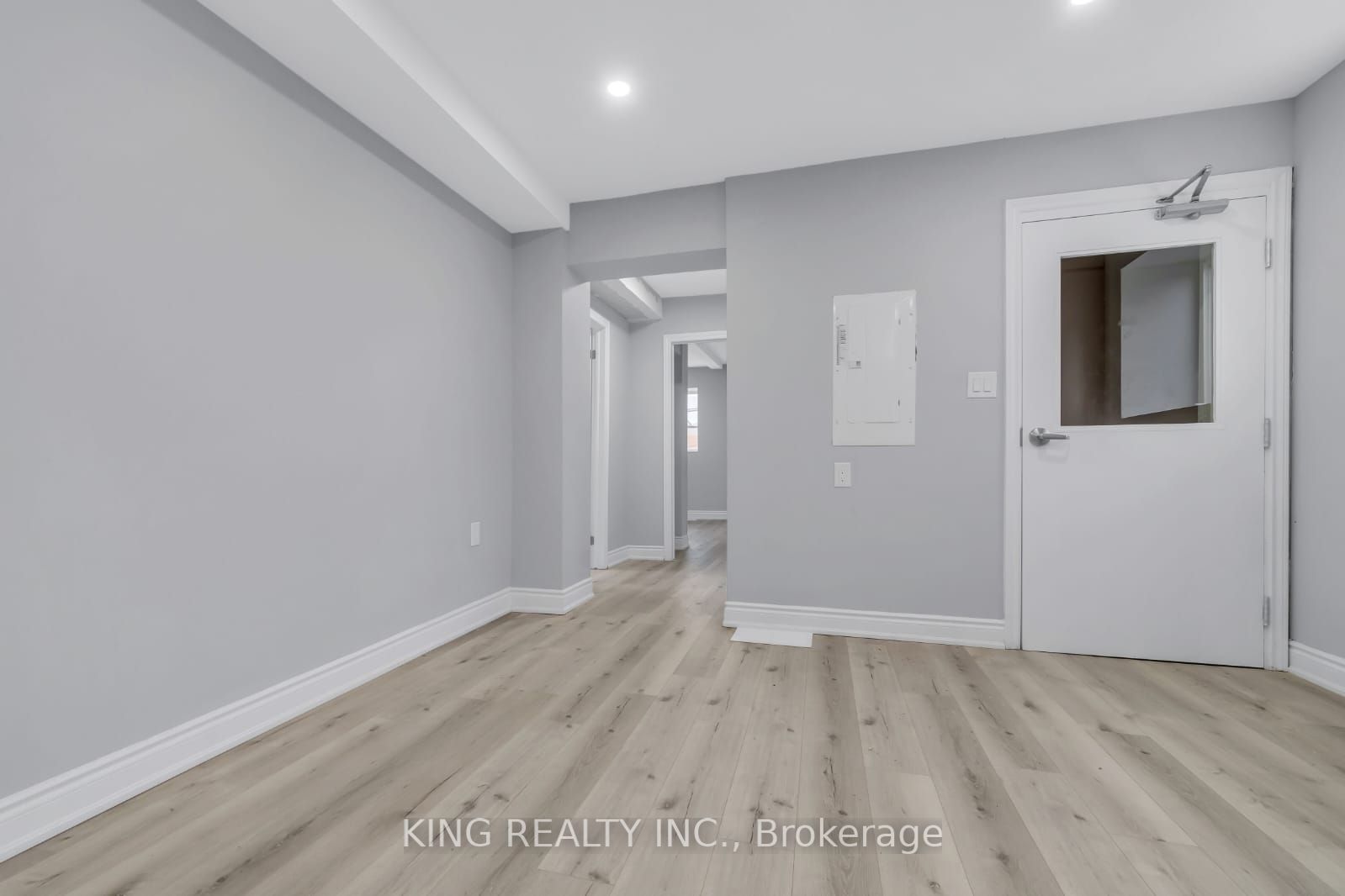 389 Lyle Street Property Photo 43