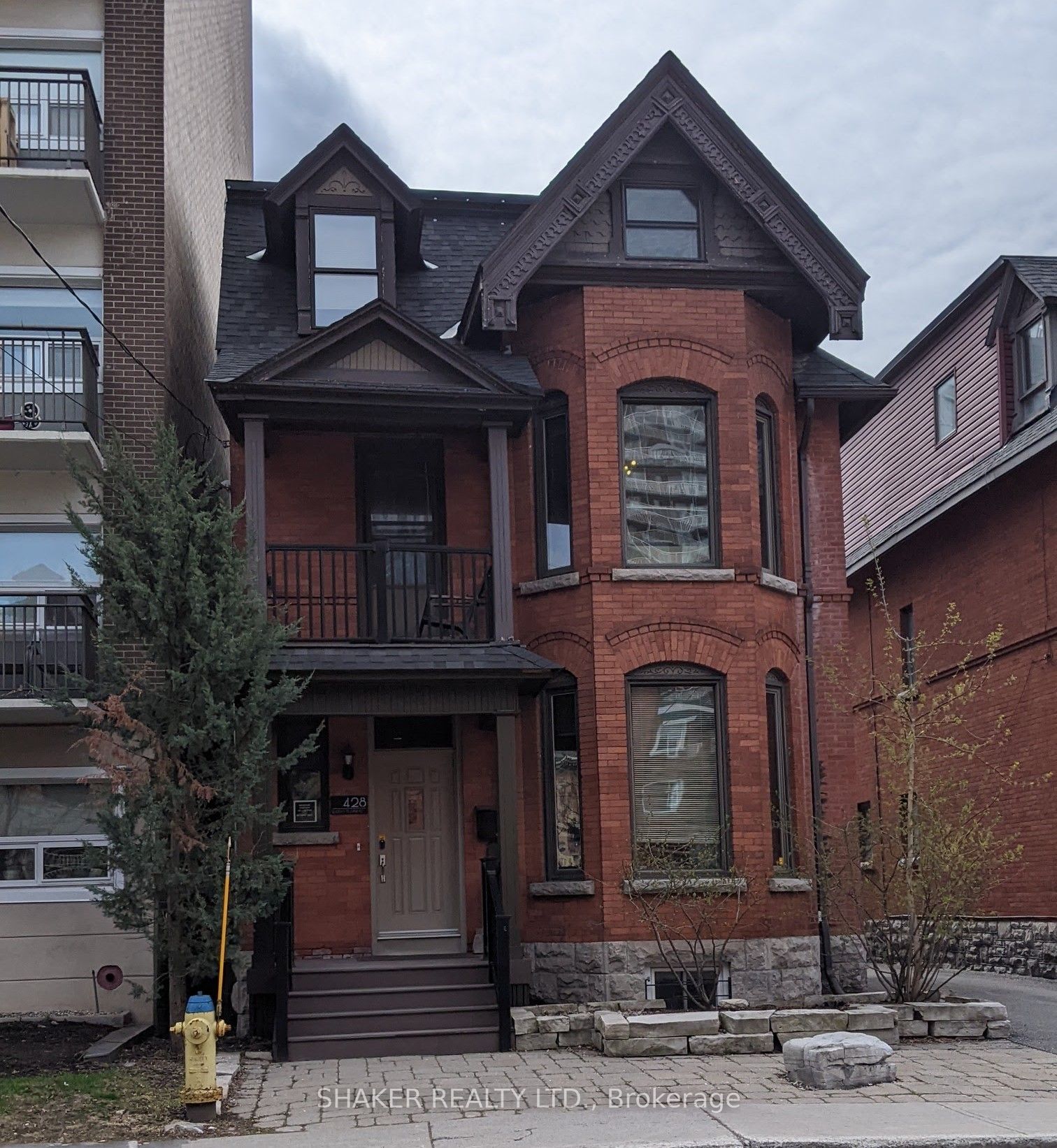 428 Gilmour Street Property Photo 2