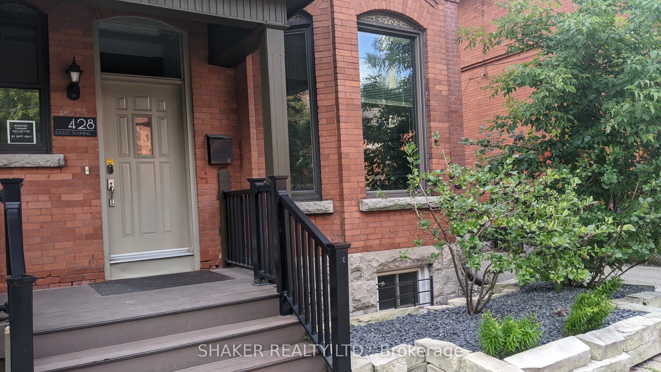 428 Gilmour Street Property Photo 3
