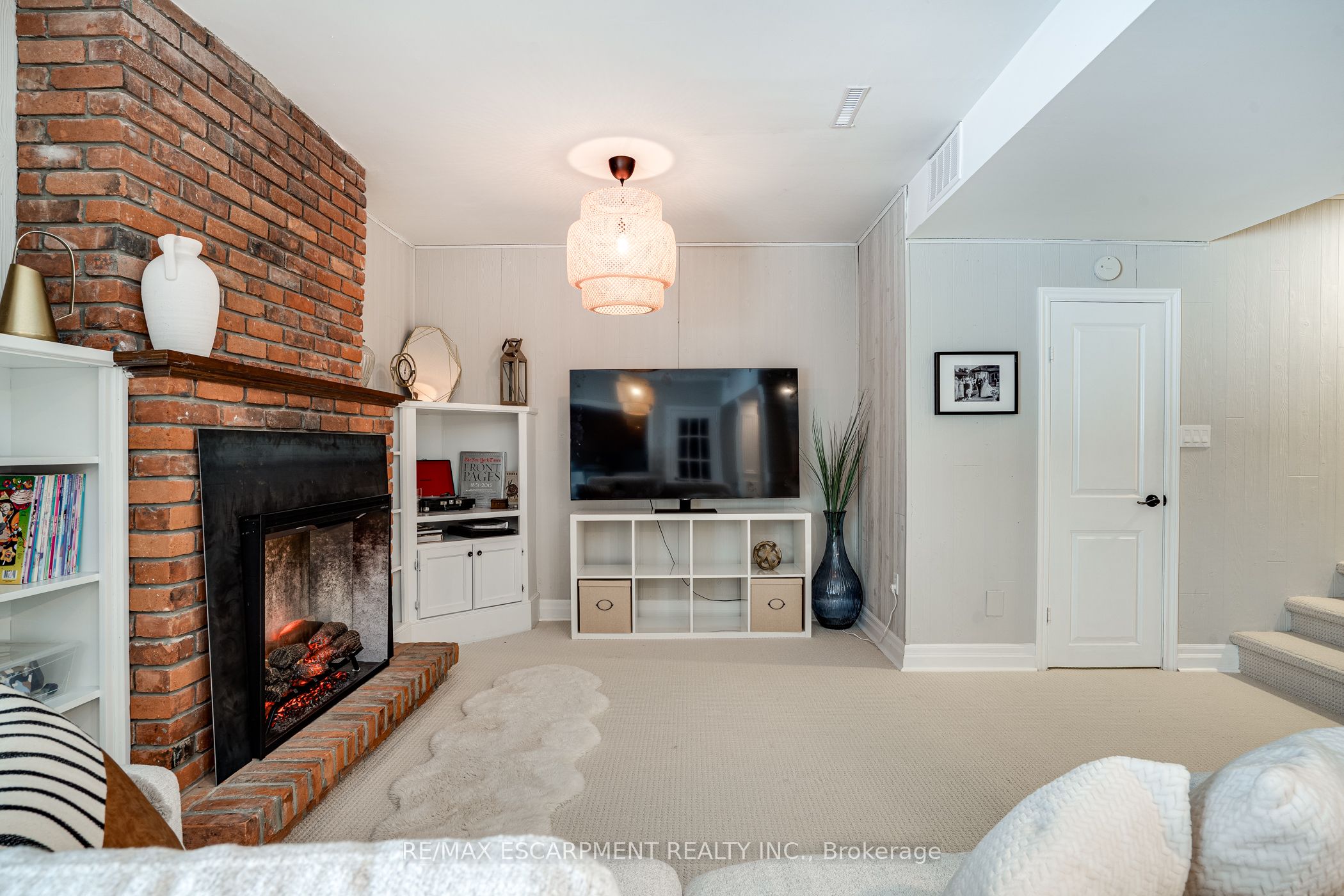 144 Old Ancaster Road Property Photo 35
