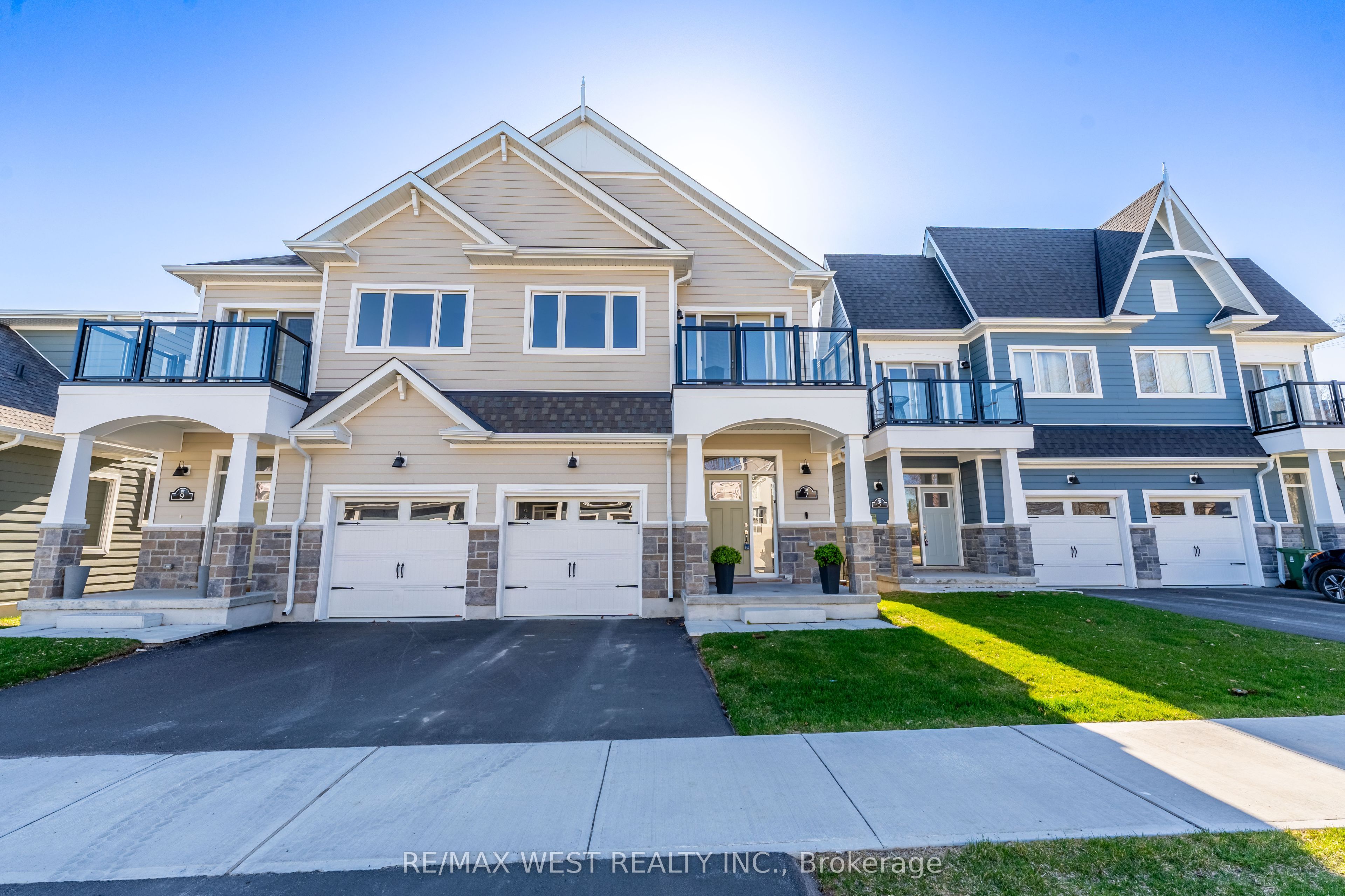 7 Twelve Trees Court Property Photo