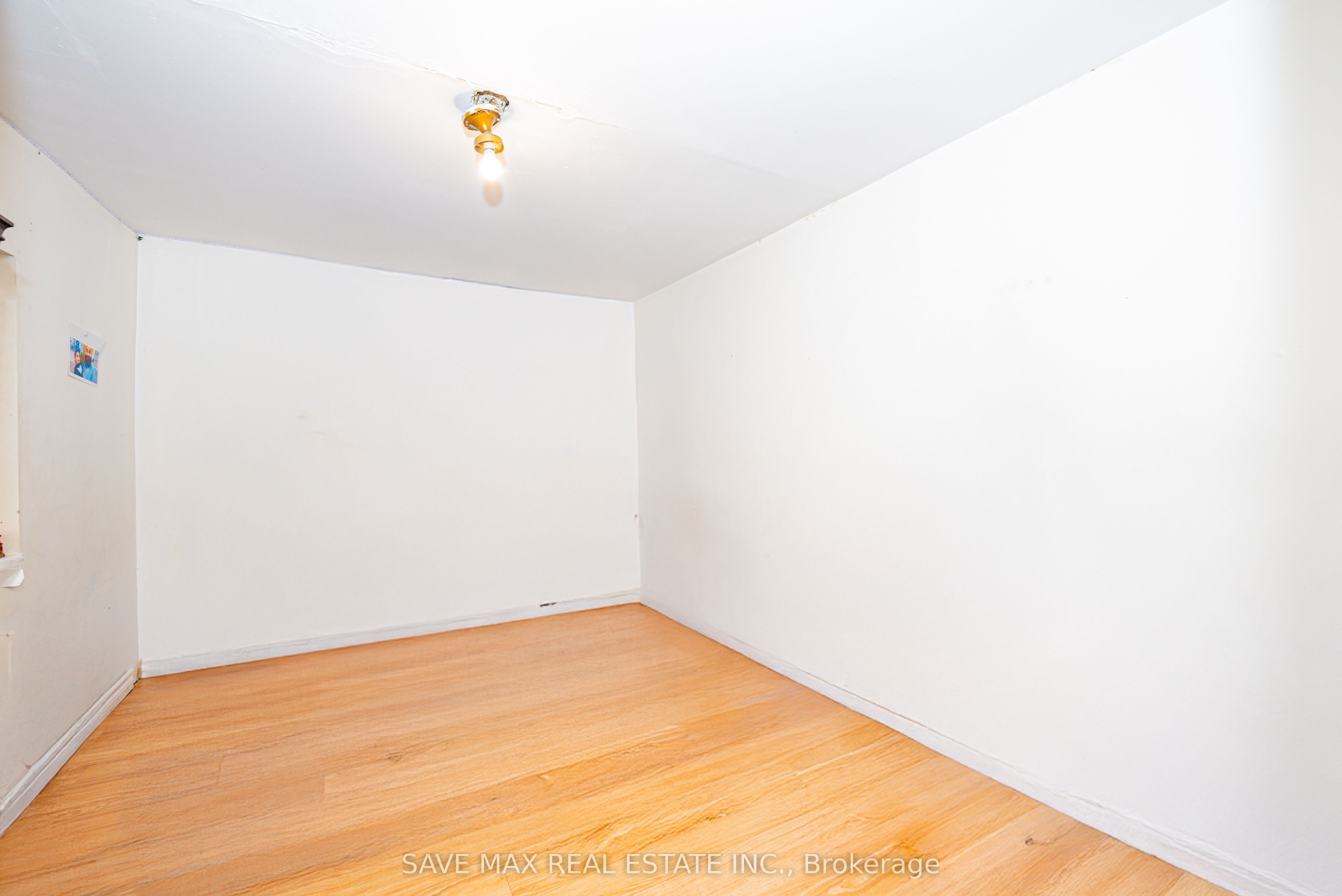 31 Wilkins Street Property Photo 32