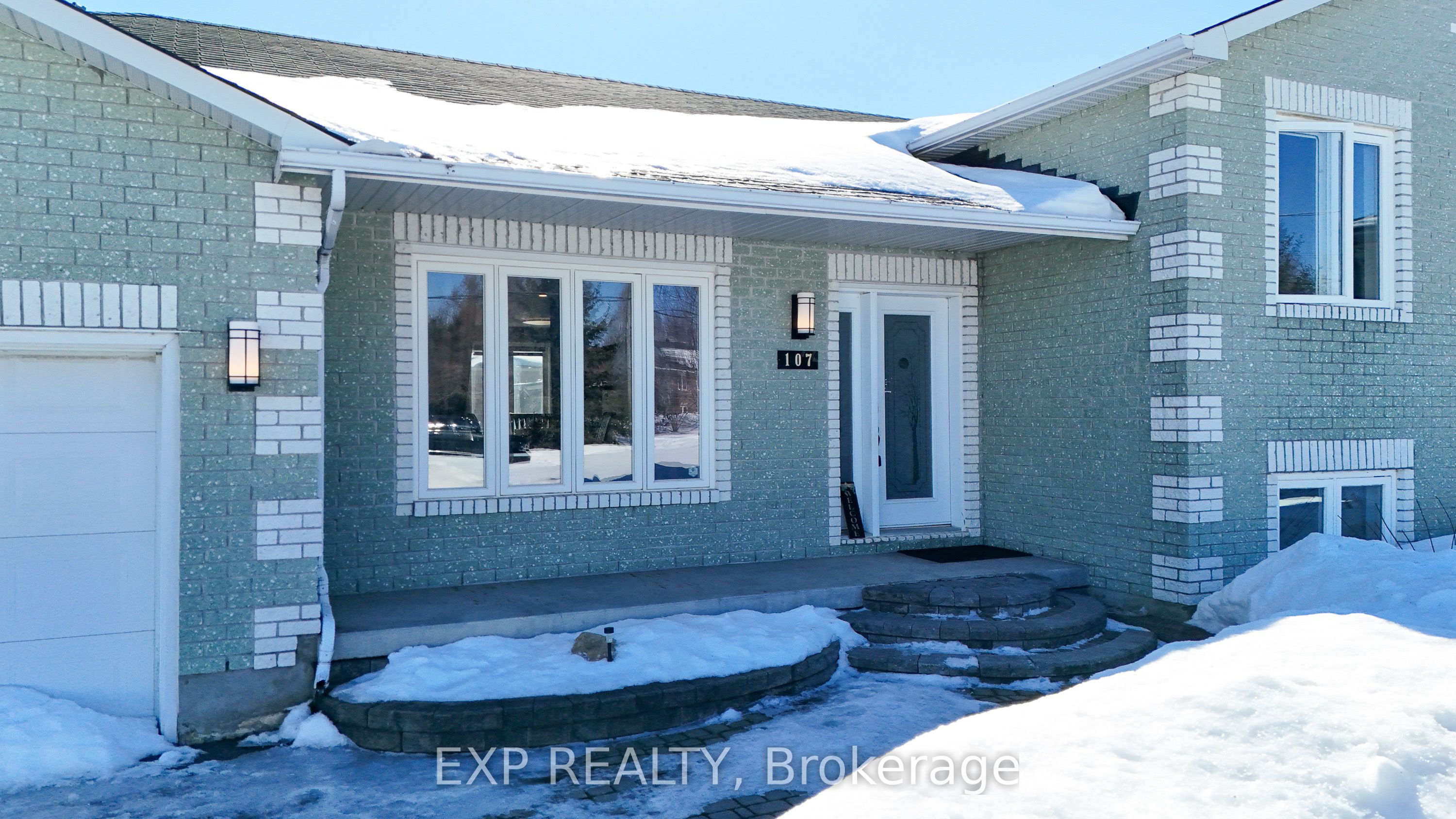 107 Dolores Street Property Photo 4