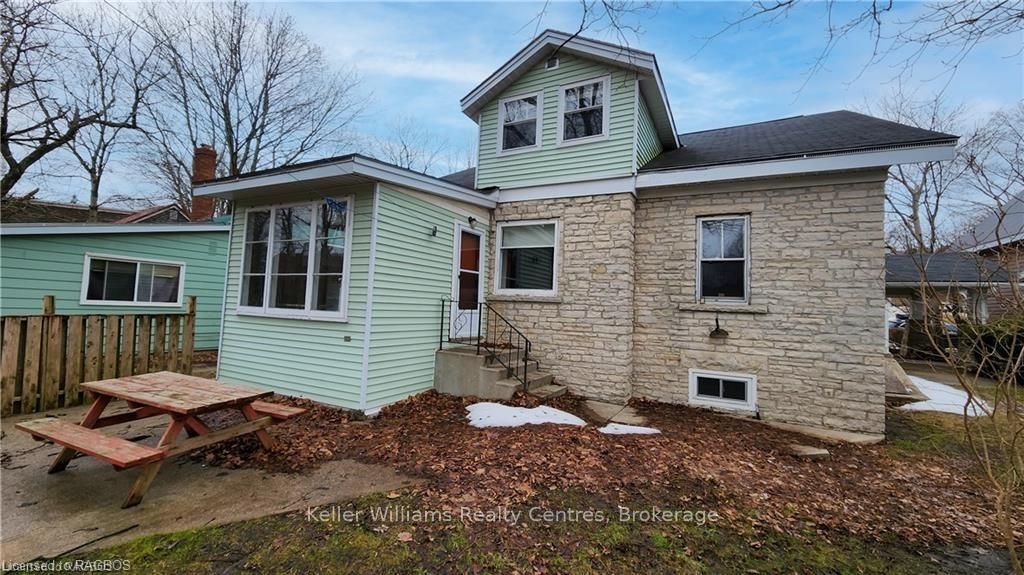 513 Berford Street Property Photo 8