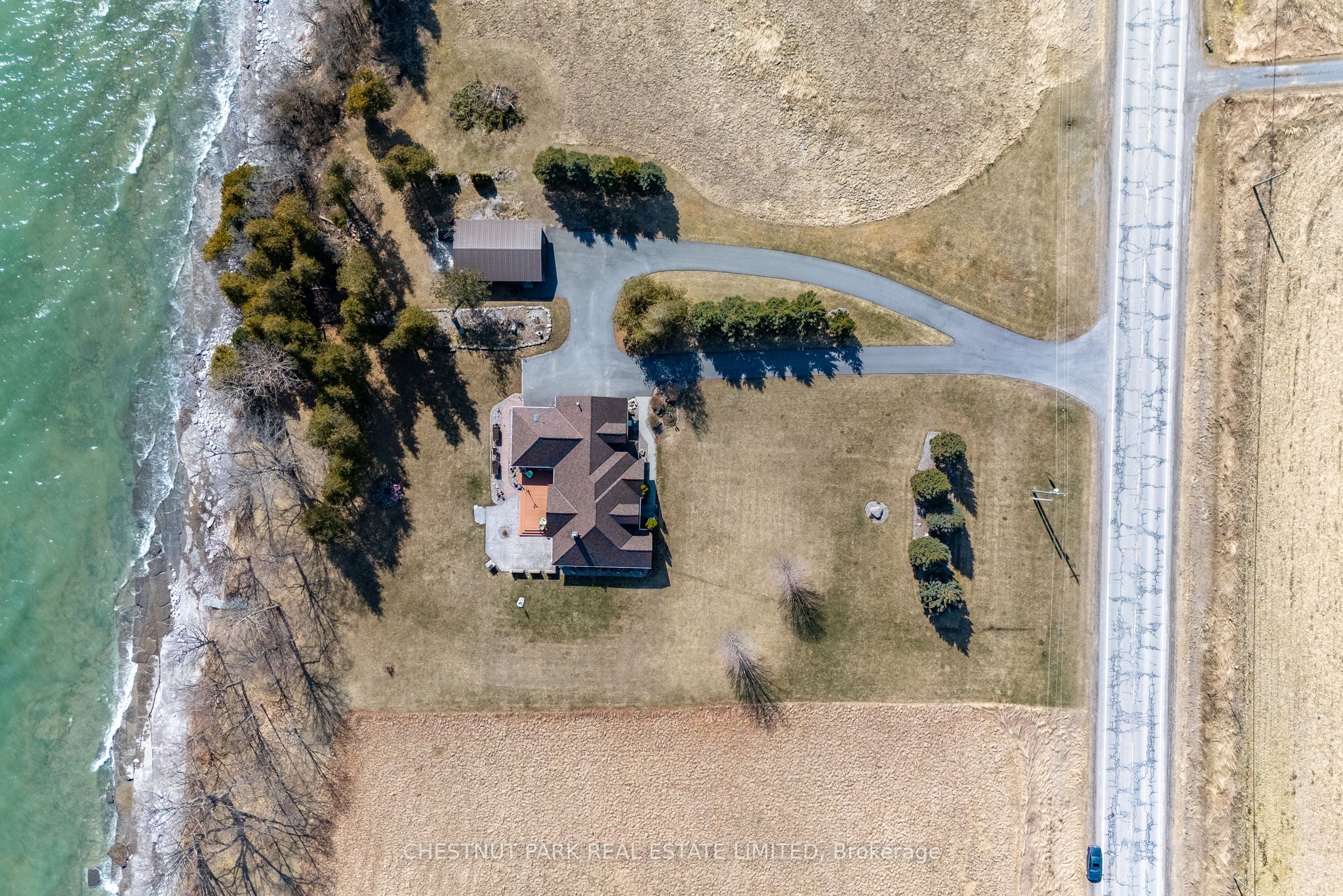 17129 Loyalist Parkway Property Photo