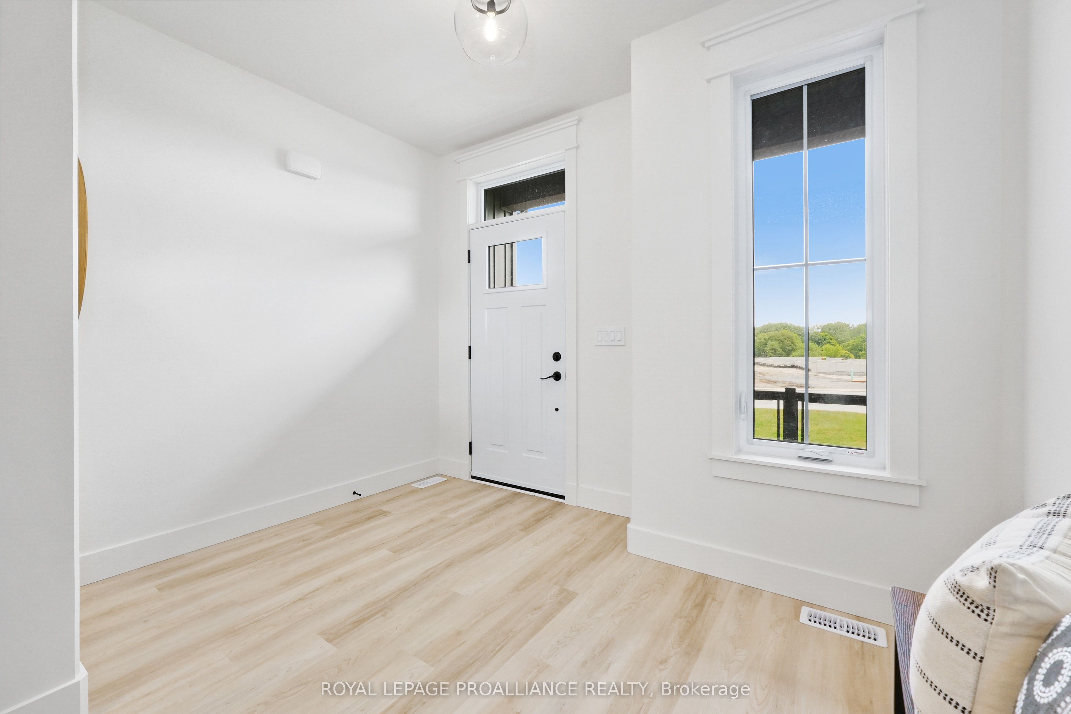 13 Hollingsworth Street Property Photo 11