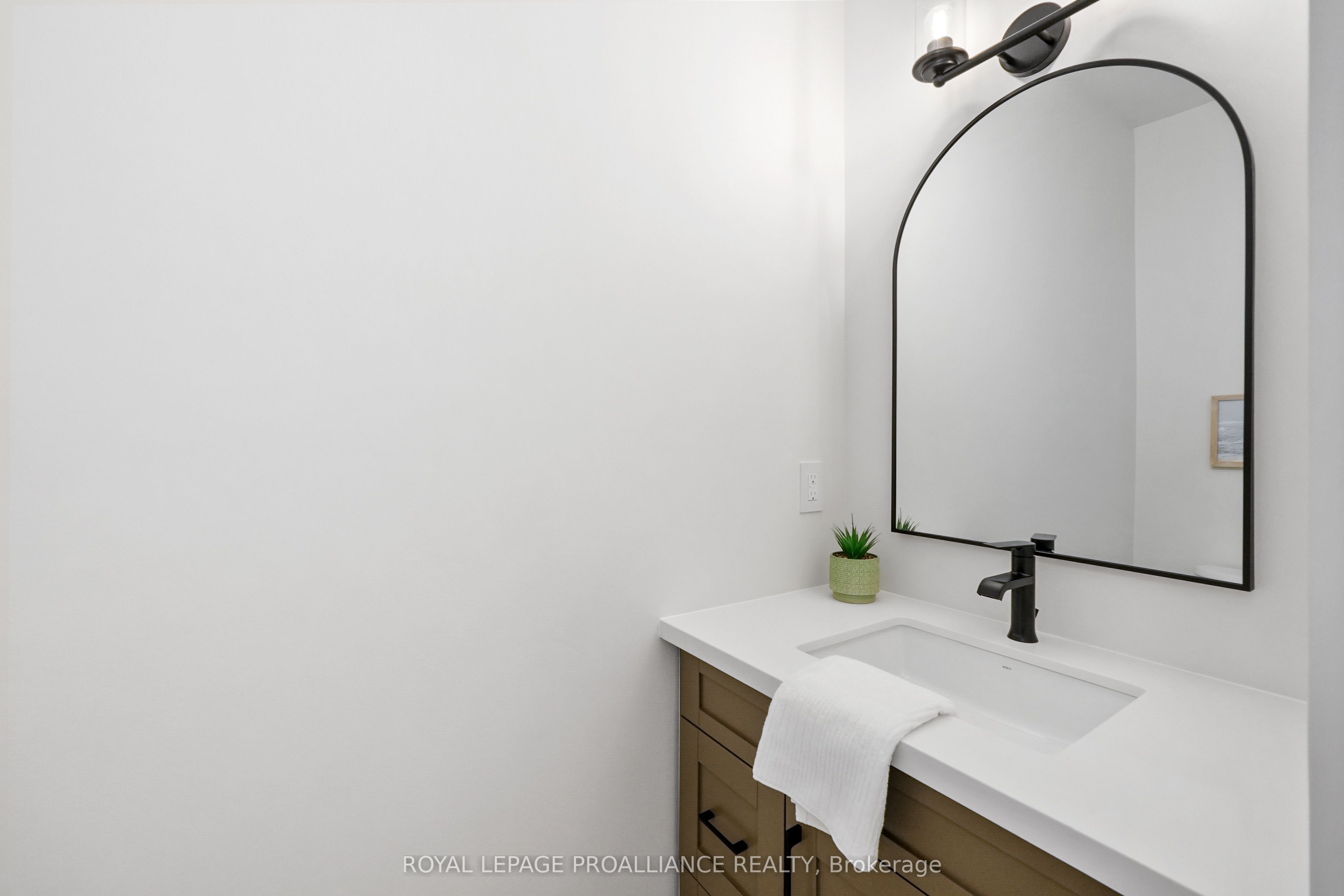 13 Hollingsworth Street Property Photo 12