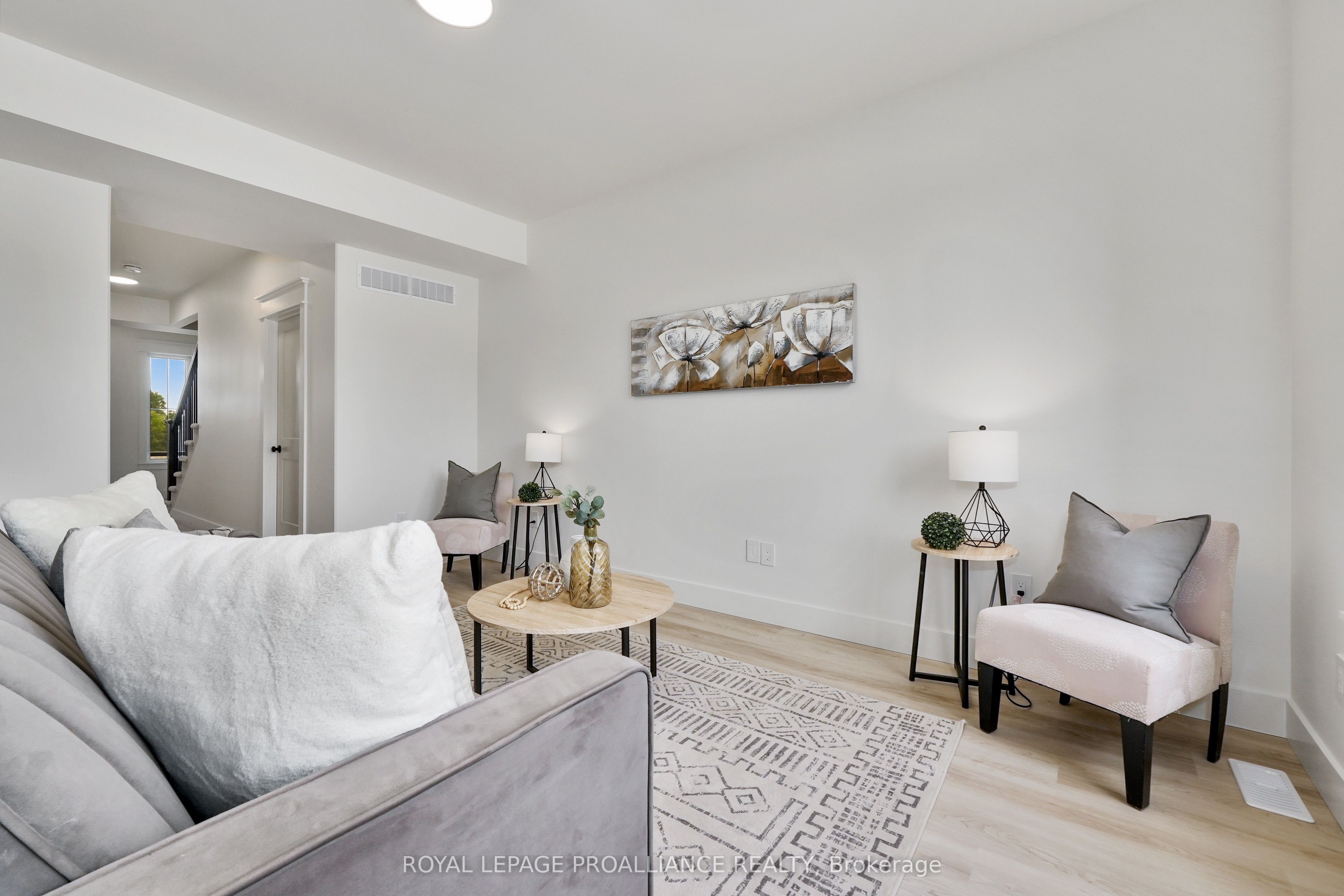 13 Hollingsworth Street Property Photo 17