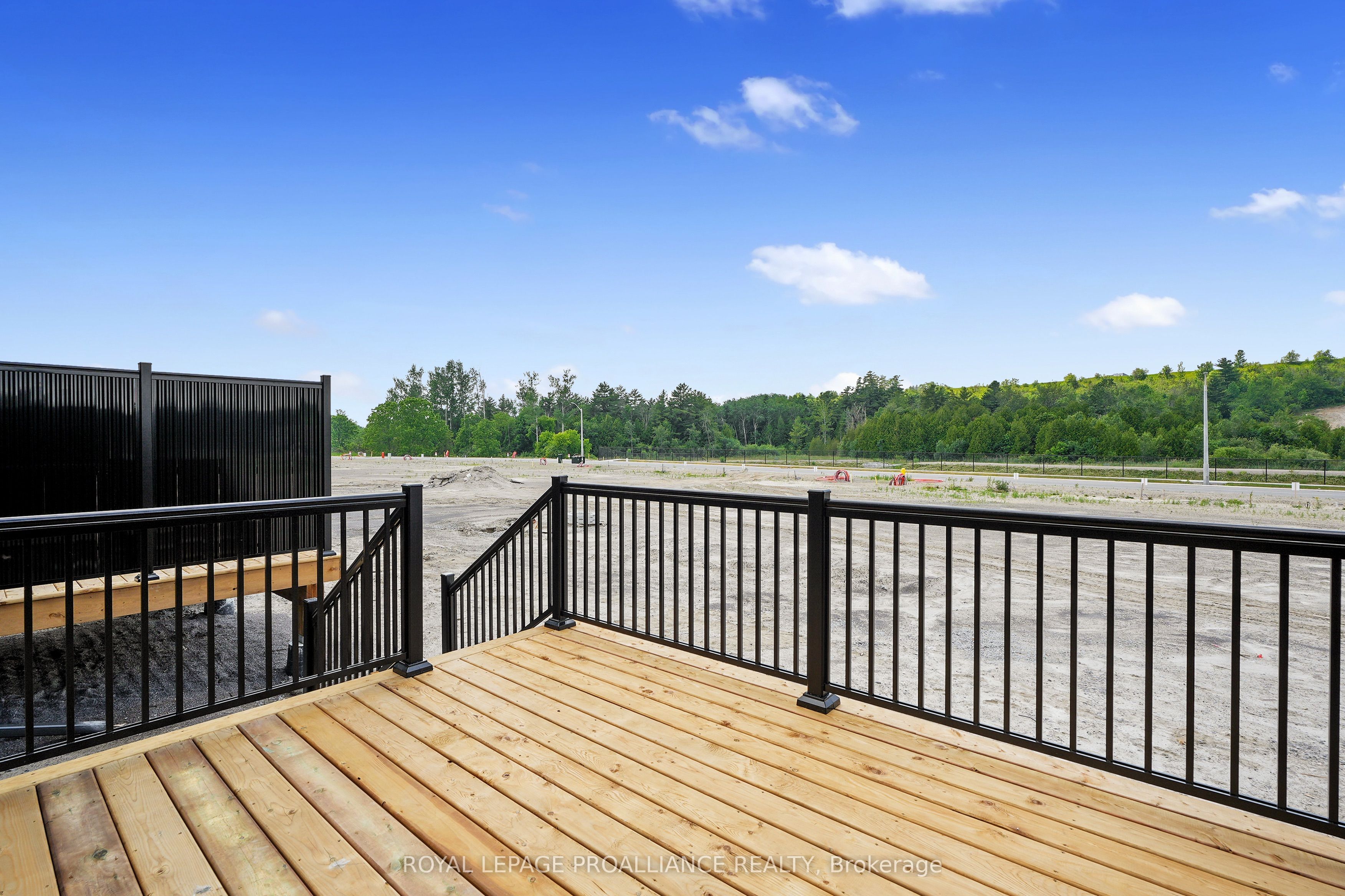 13 Hollingsworth Street Property Photo 45