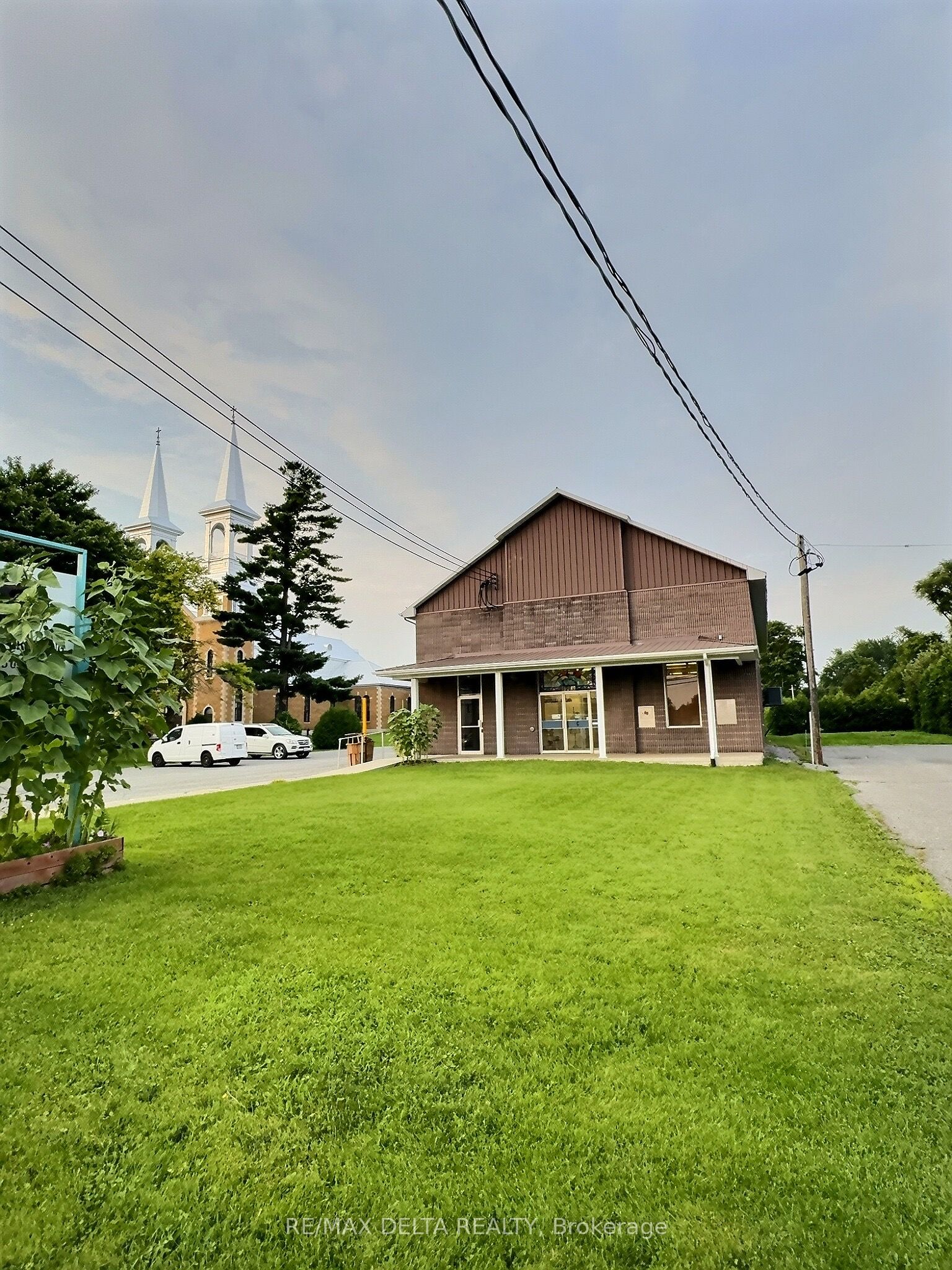 3779 Champlain Street Property Photo 1