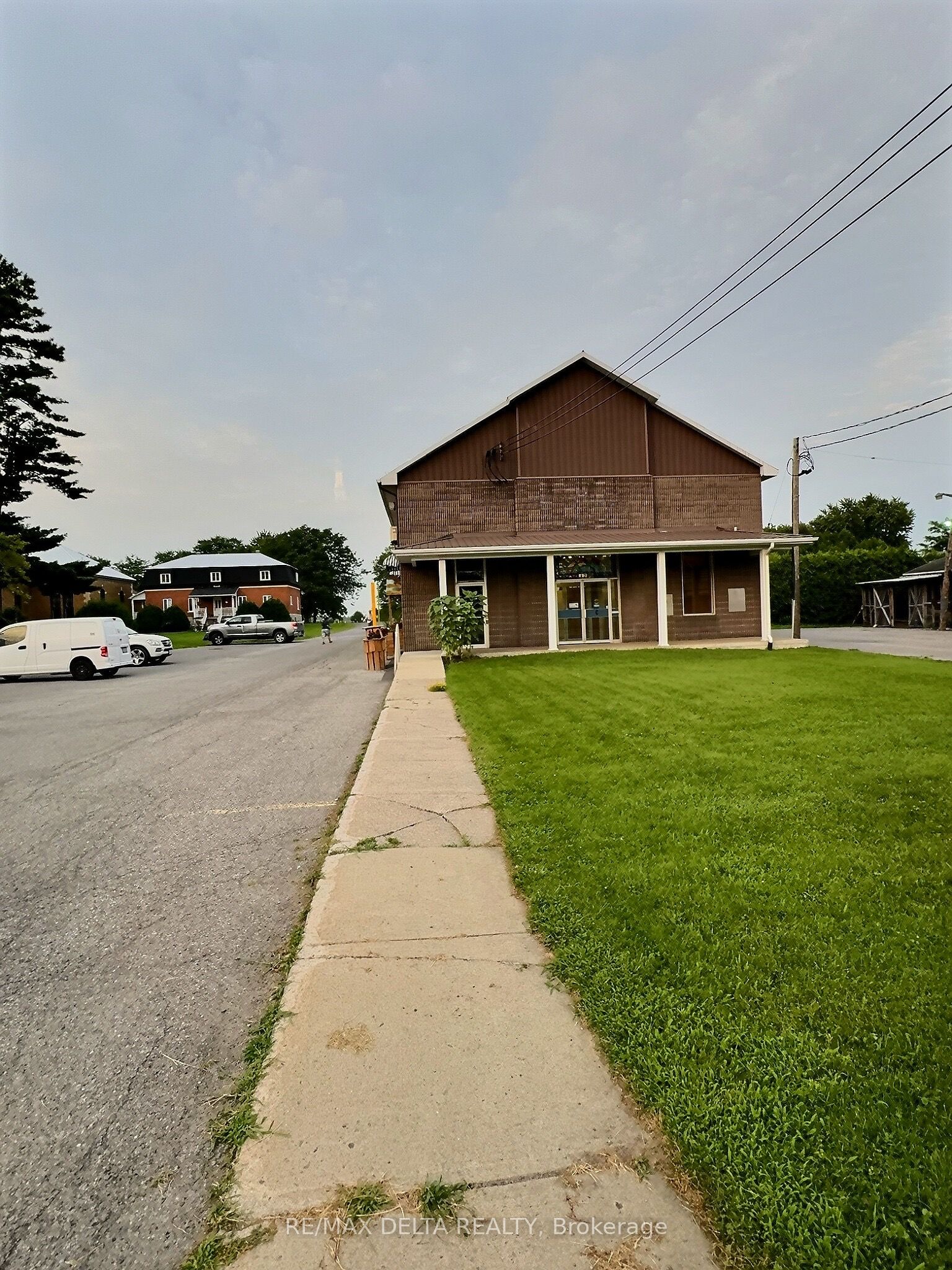3779 Champlain Street Property Photo 2