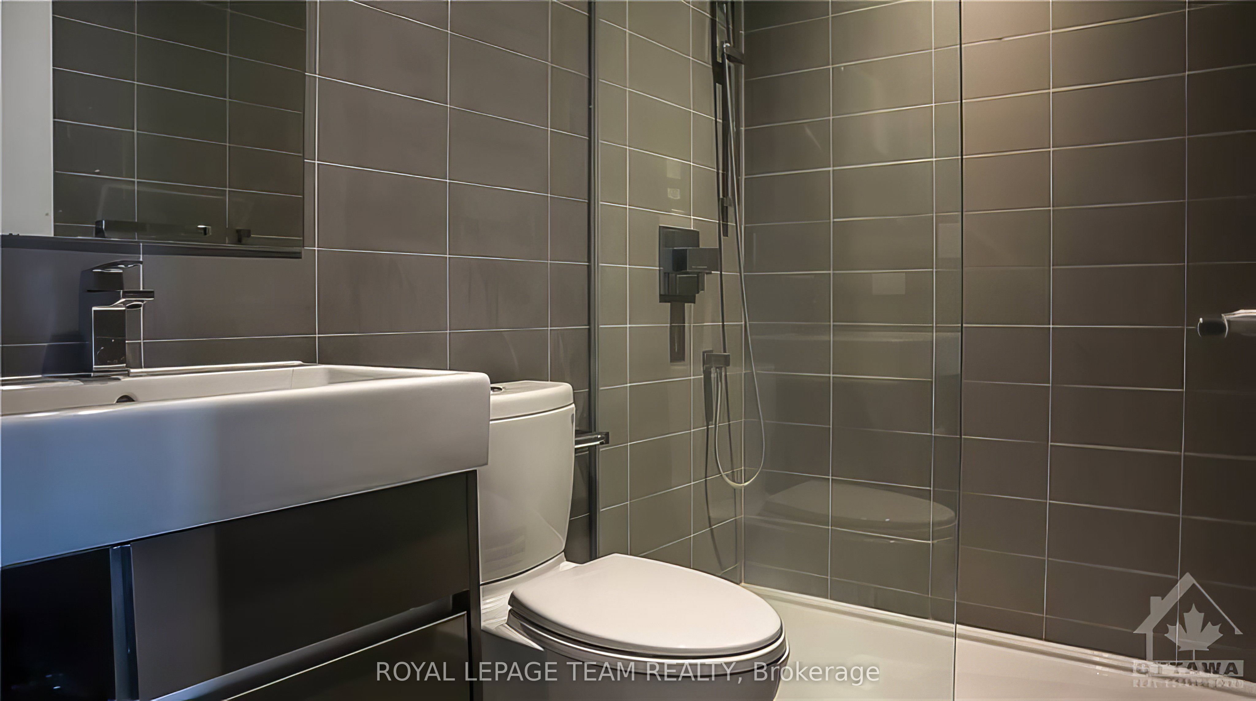 199 Slater Street Property Photo 6