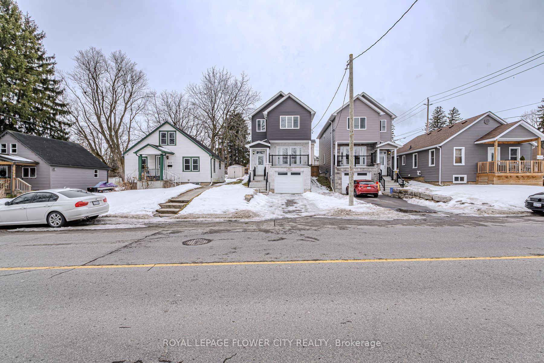 210 Queen Street Property Photo