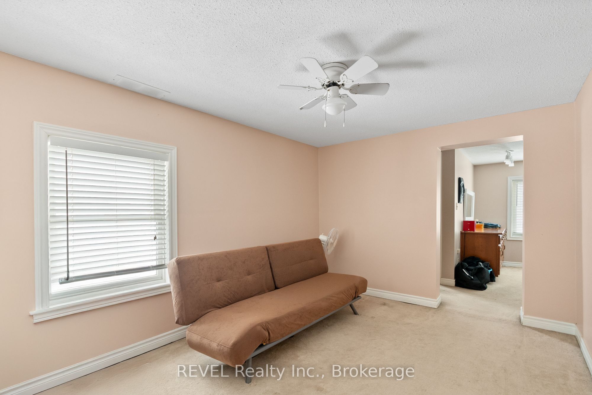 32 Bay Avenue Property Photo 26