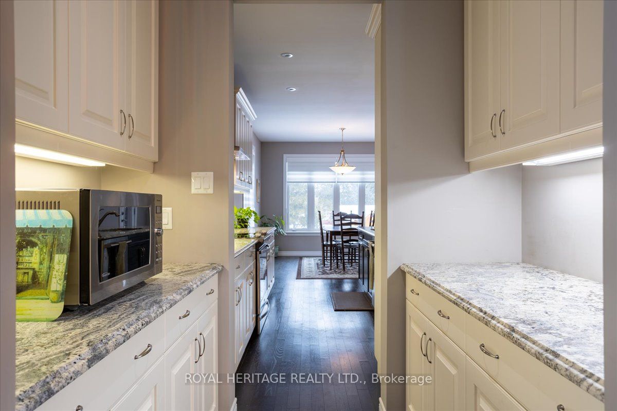 20 Island Bay Drive Property Photo 5