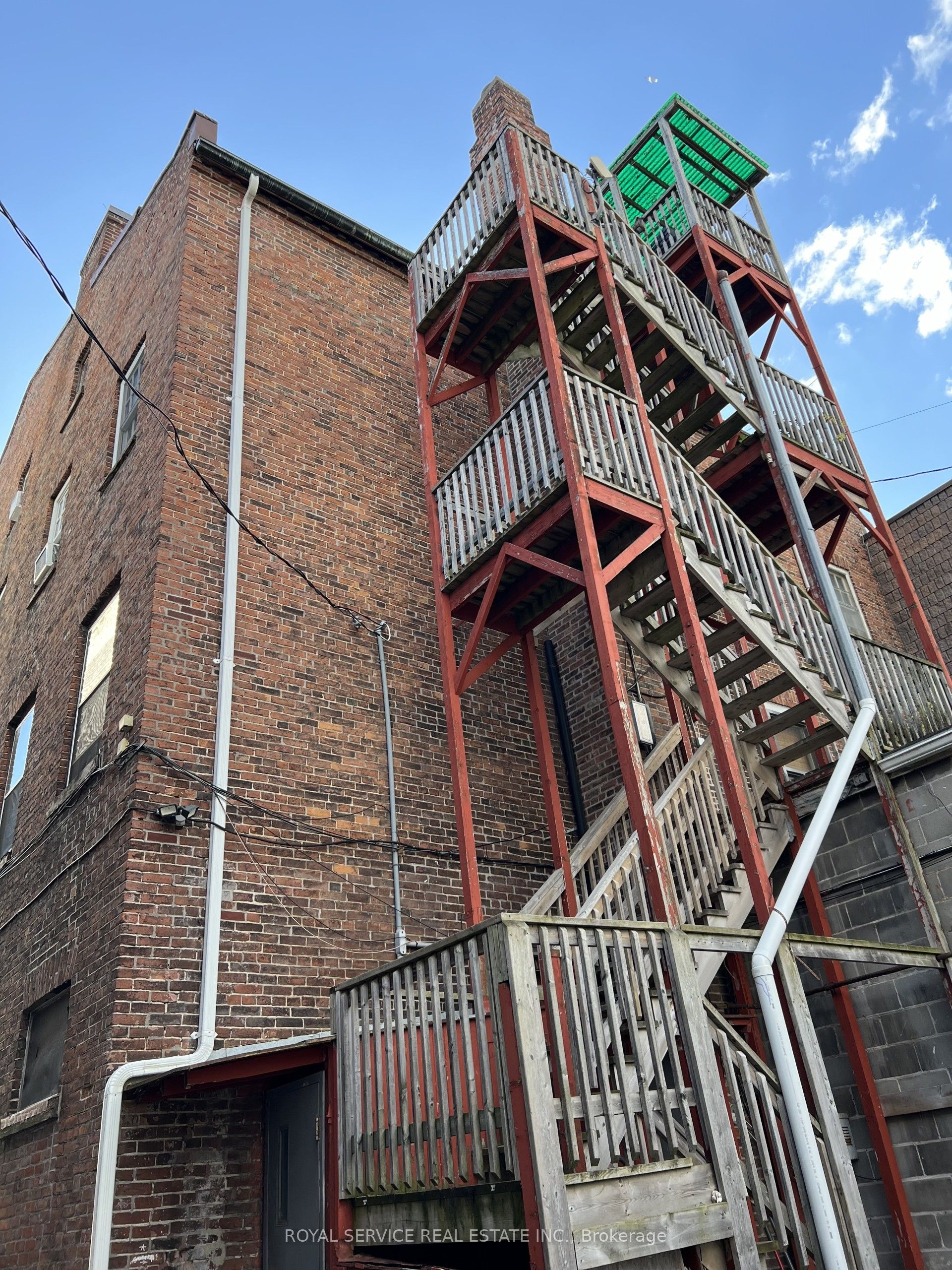30 Walton Street Property Photo 2