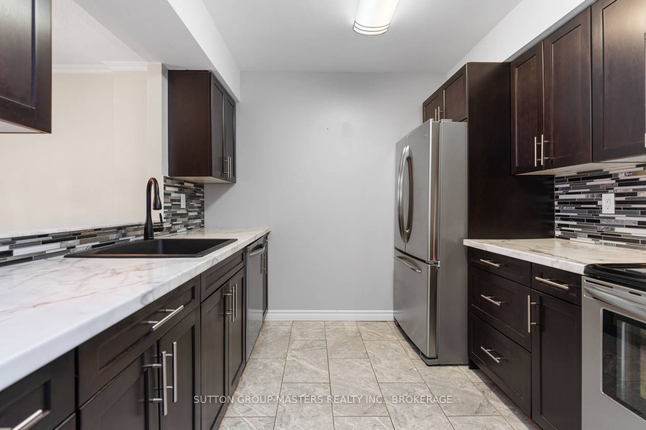 #712 - 675 Davis Drive Property Photo 6