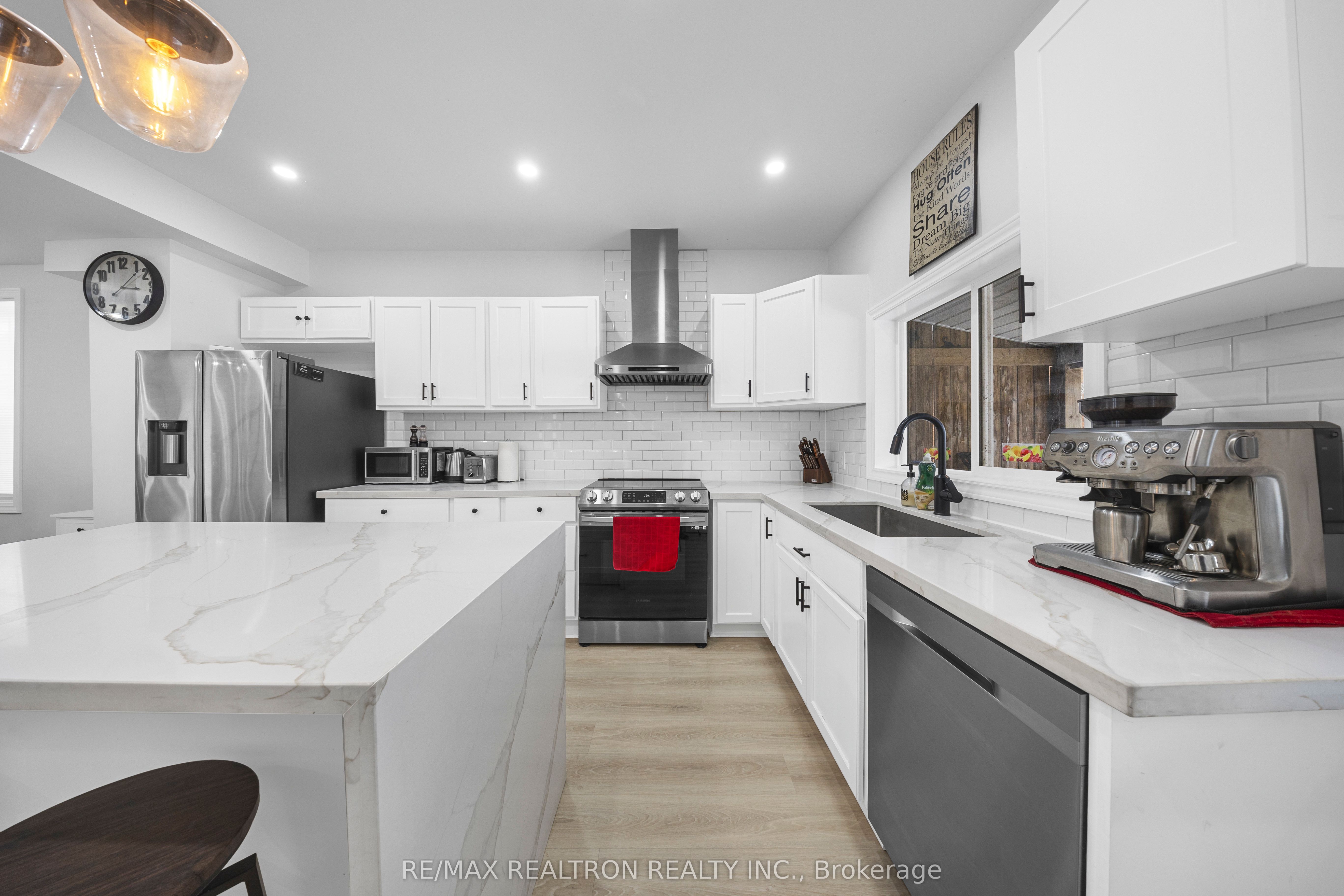 28 North Trent Street Property Photo 4