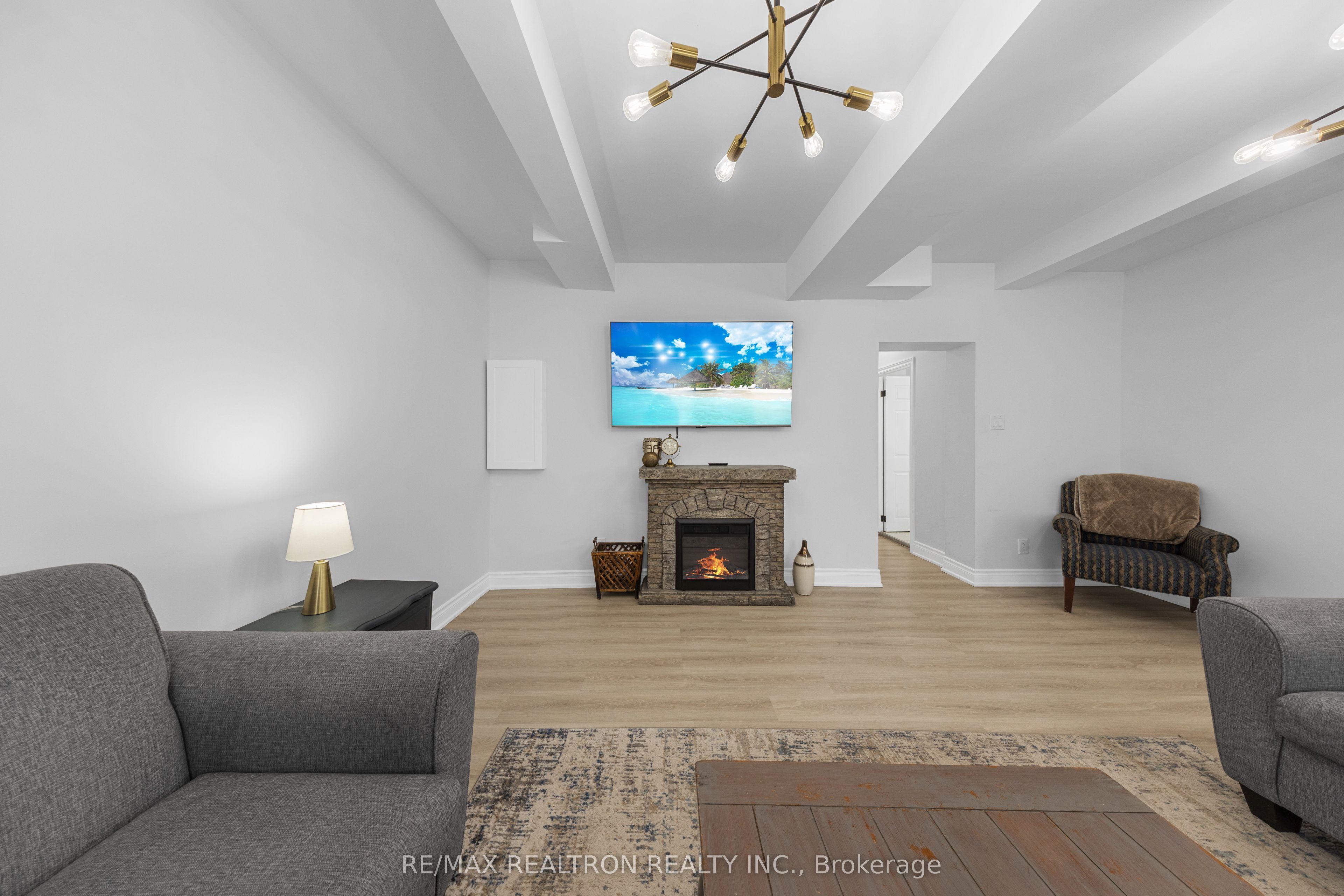 28 North Trent Street Property Photo 13