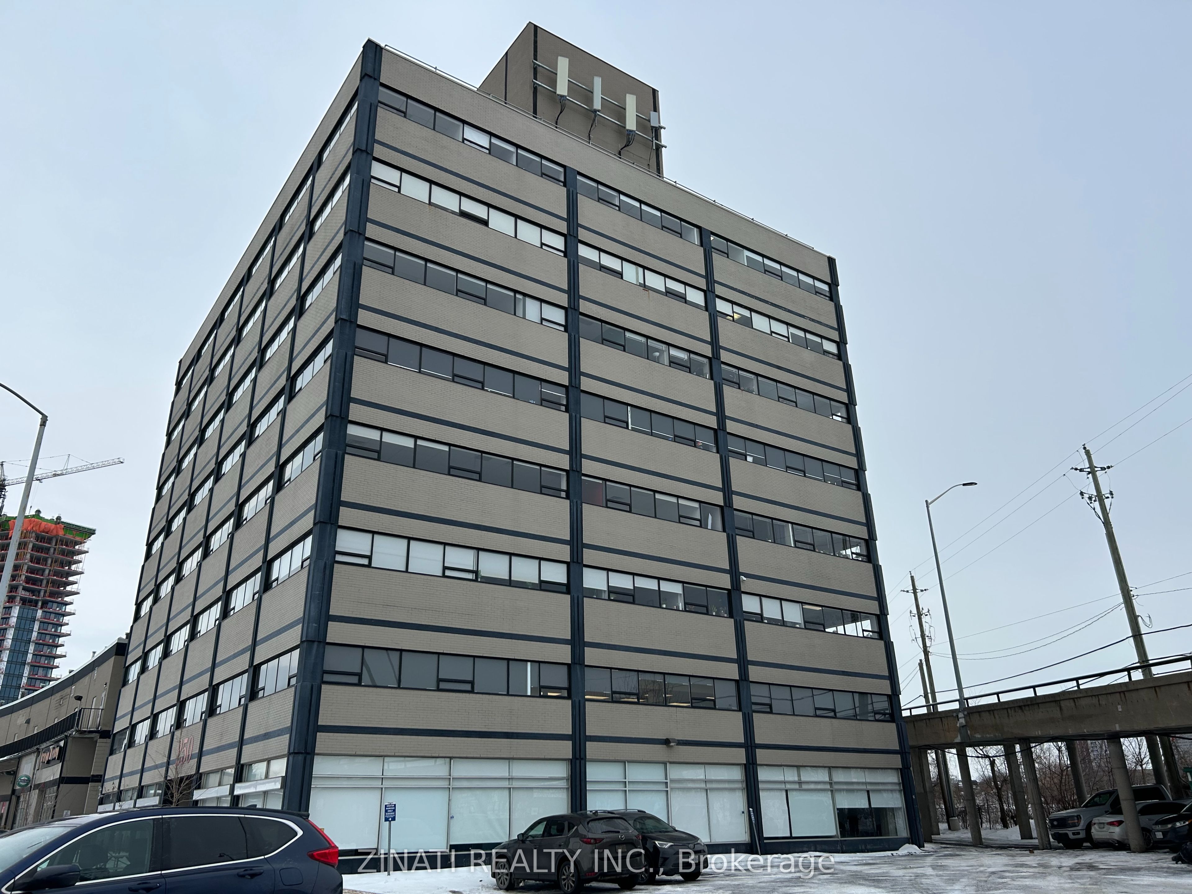 #100-101 - 250 City Centre Avenue Property Photo 2
