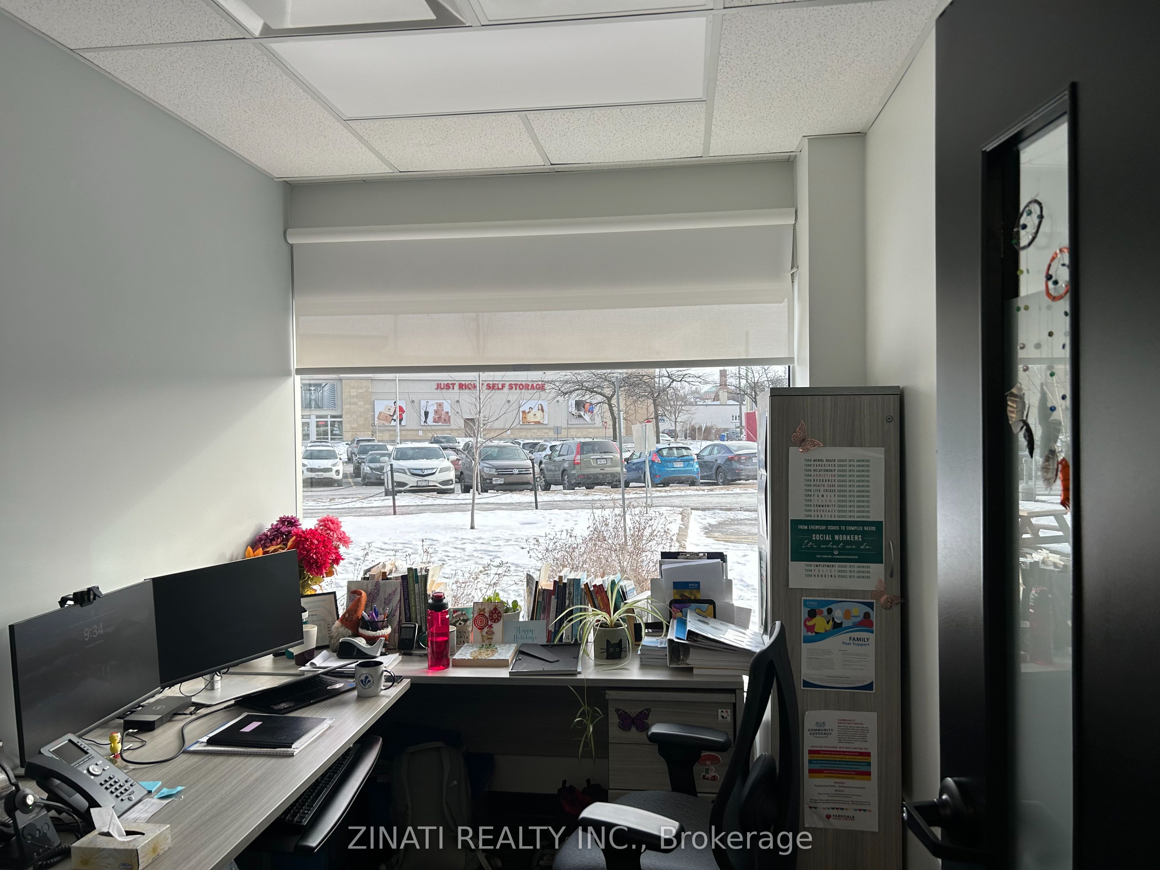 #100-101 - 250 City Centre Avenue Property Photo 10