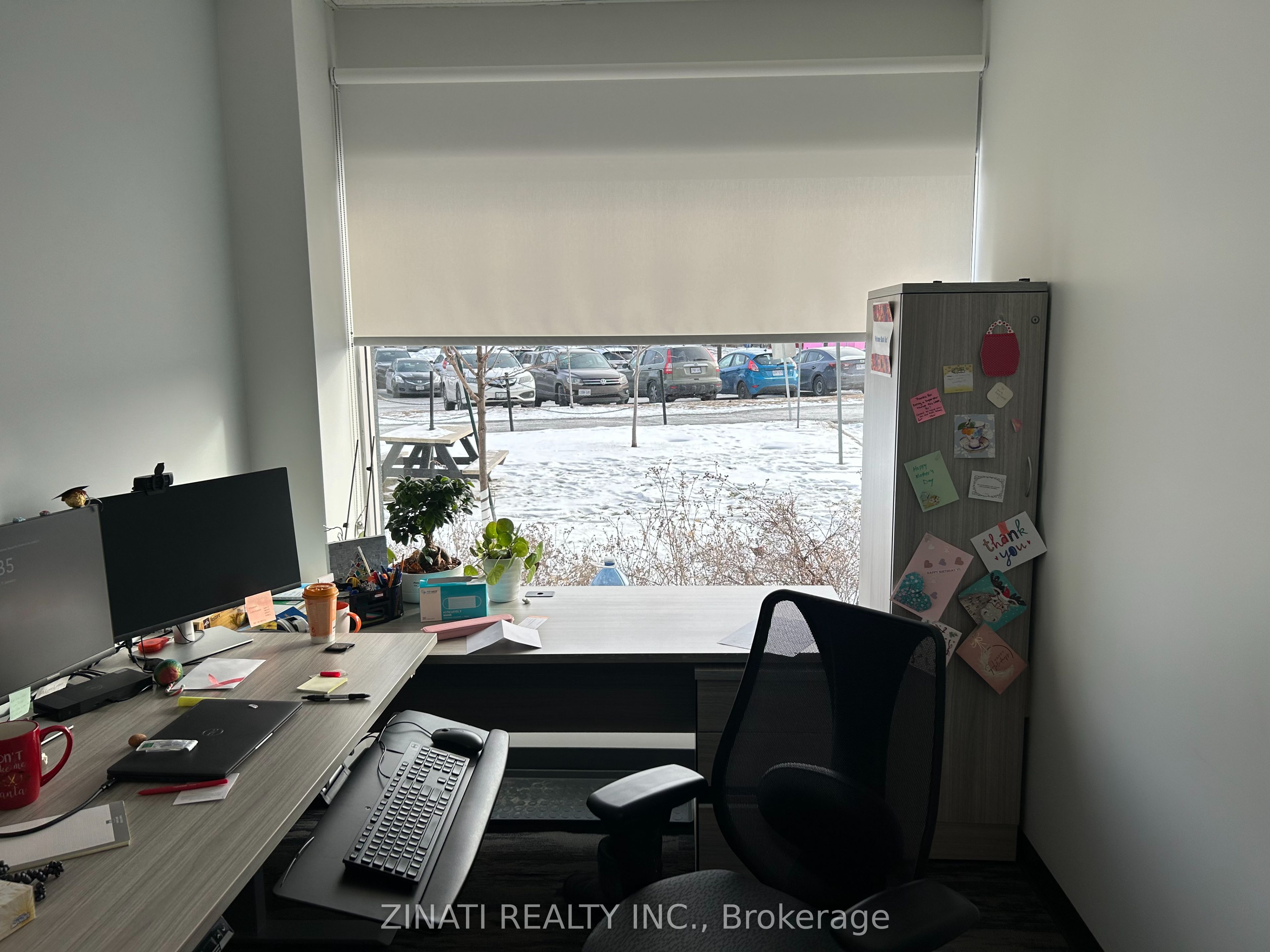 #100-101 - 250 City Centre Avenue Property Photo 11