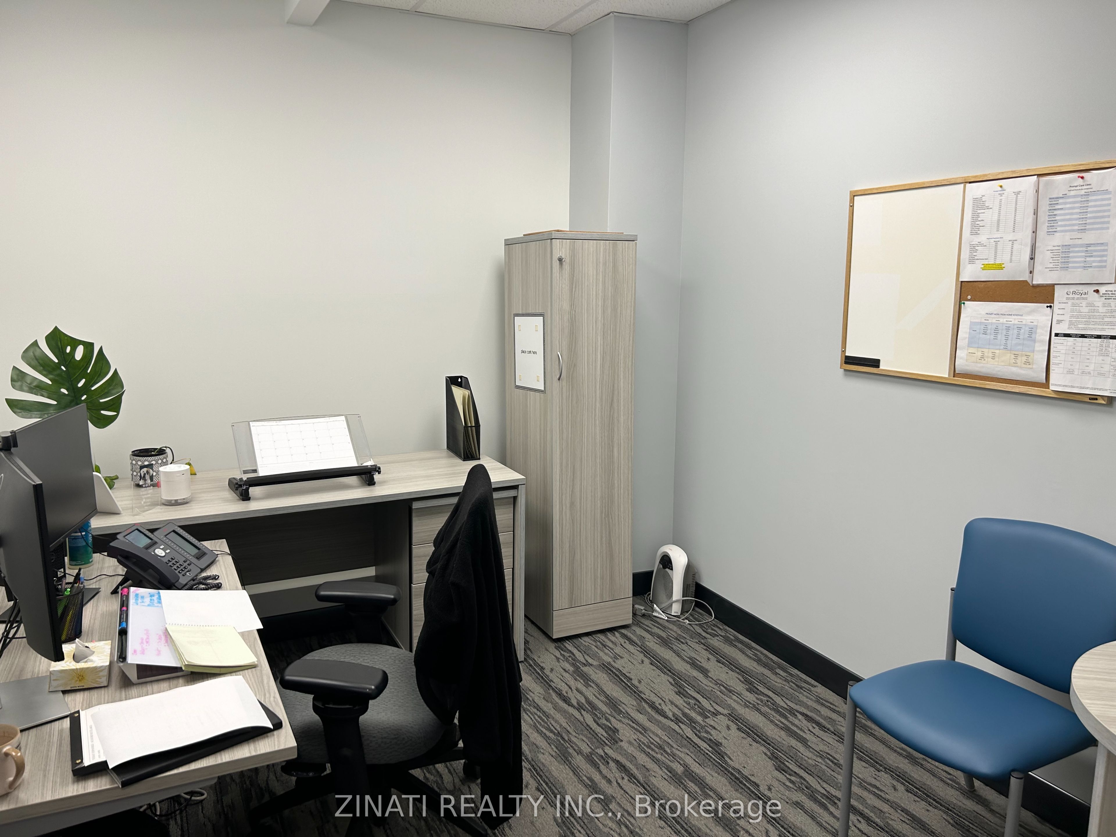 #100-101 - 250 City Centre Avenue Property Photo 17