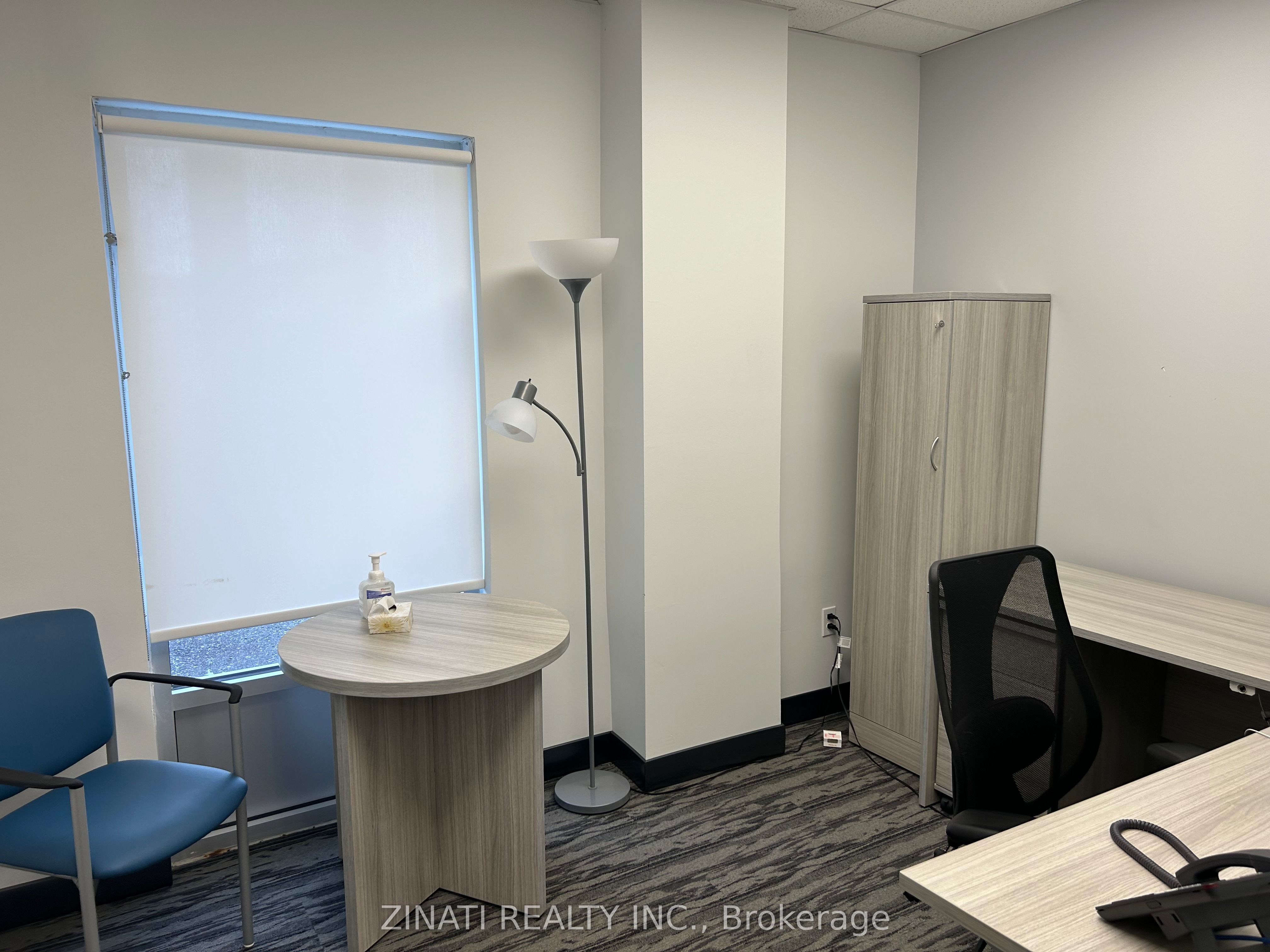 #100-101 - 250 City Centre Avenue Property Photo 23
