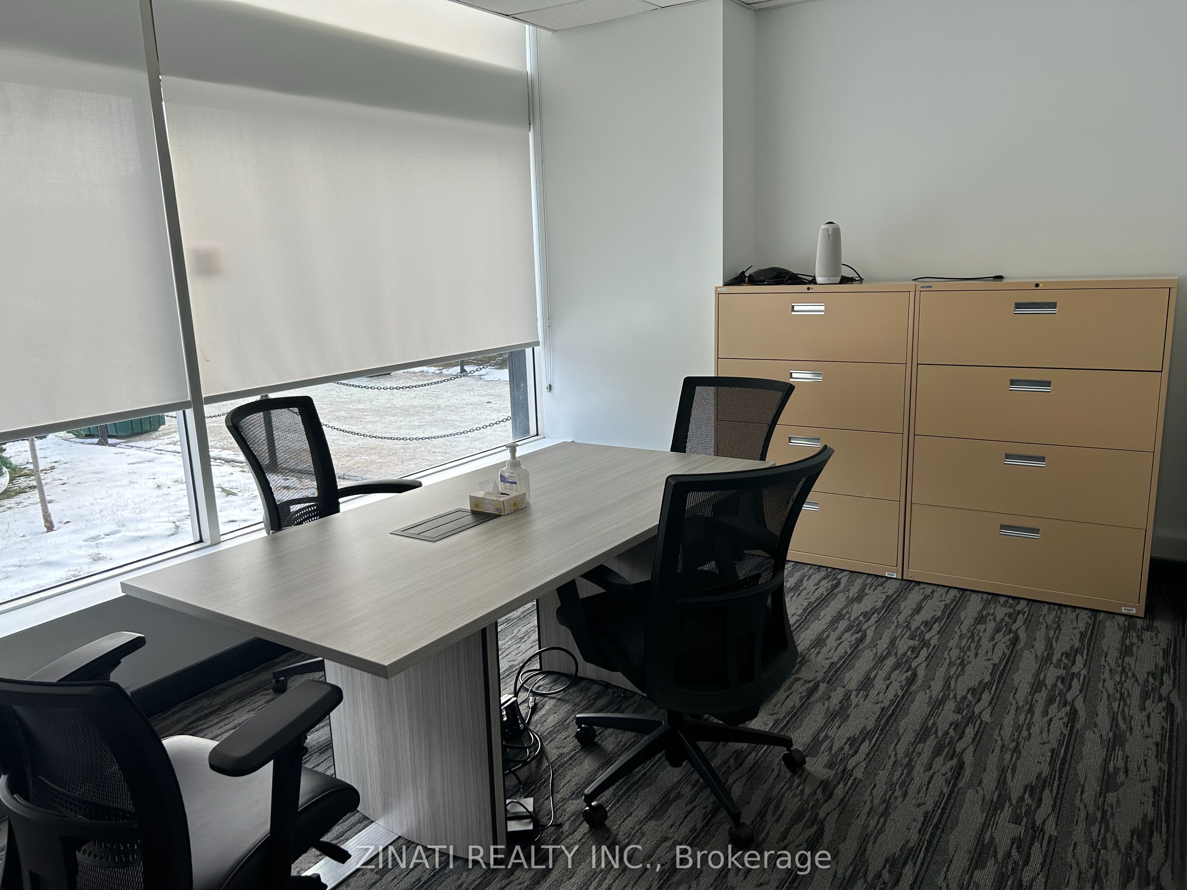 #100-101 - 250 City Centre Avenue Property Photo 35