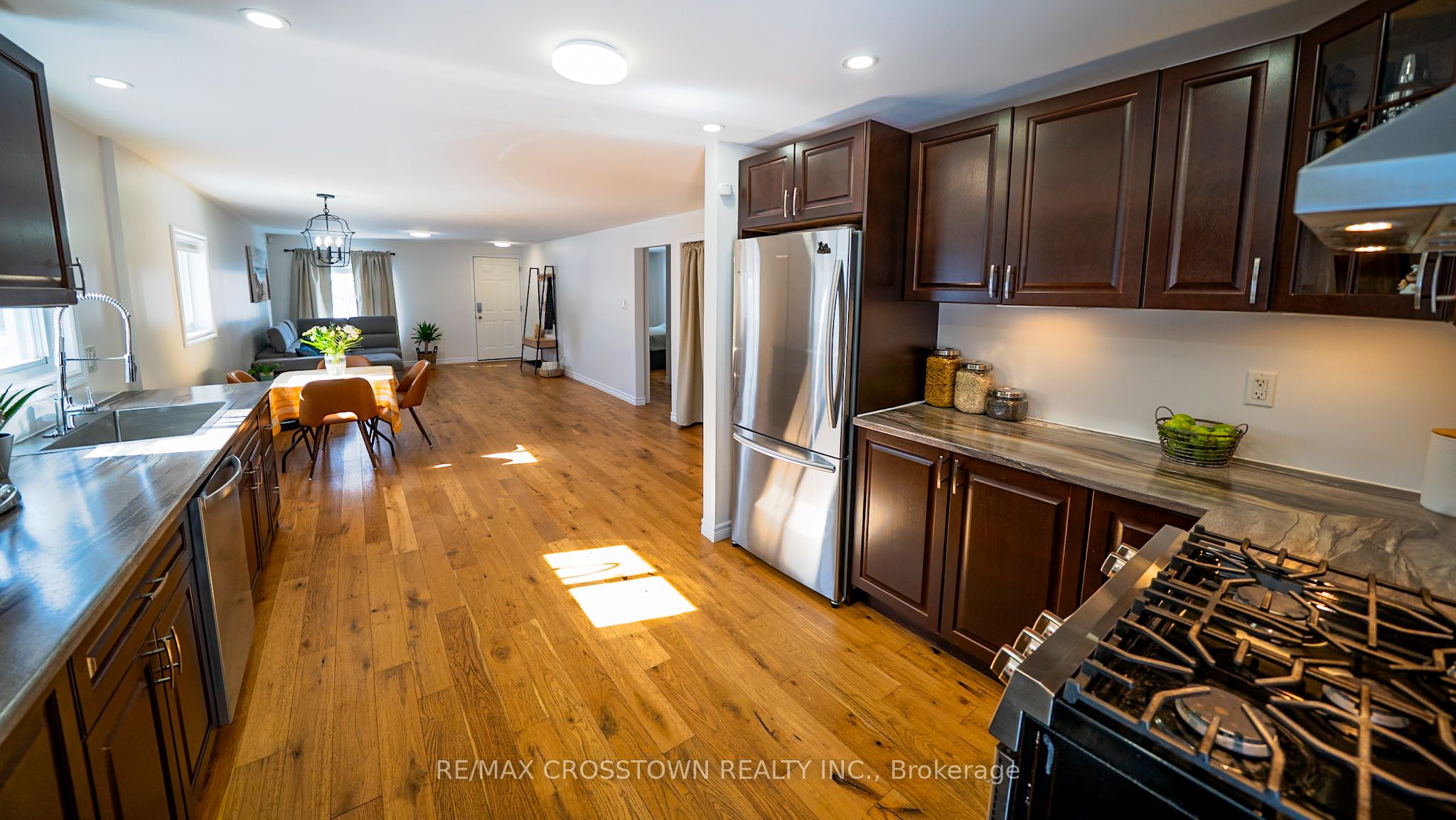 168 Victoria Street Property Photo 5