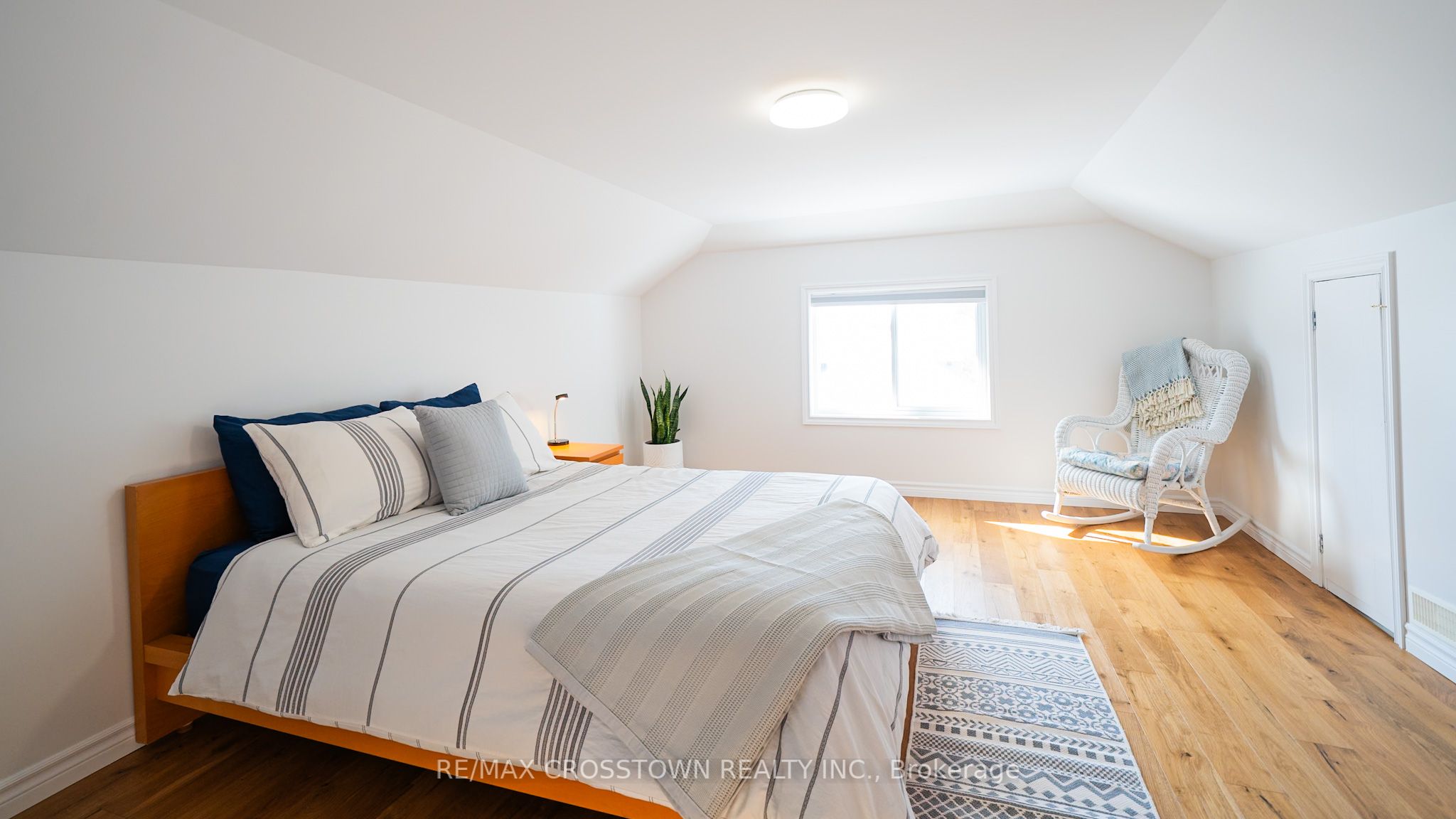 168 Victoria Street Property Photo 11
