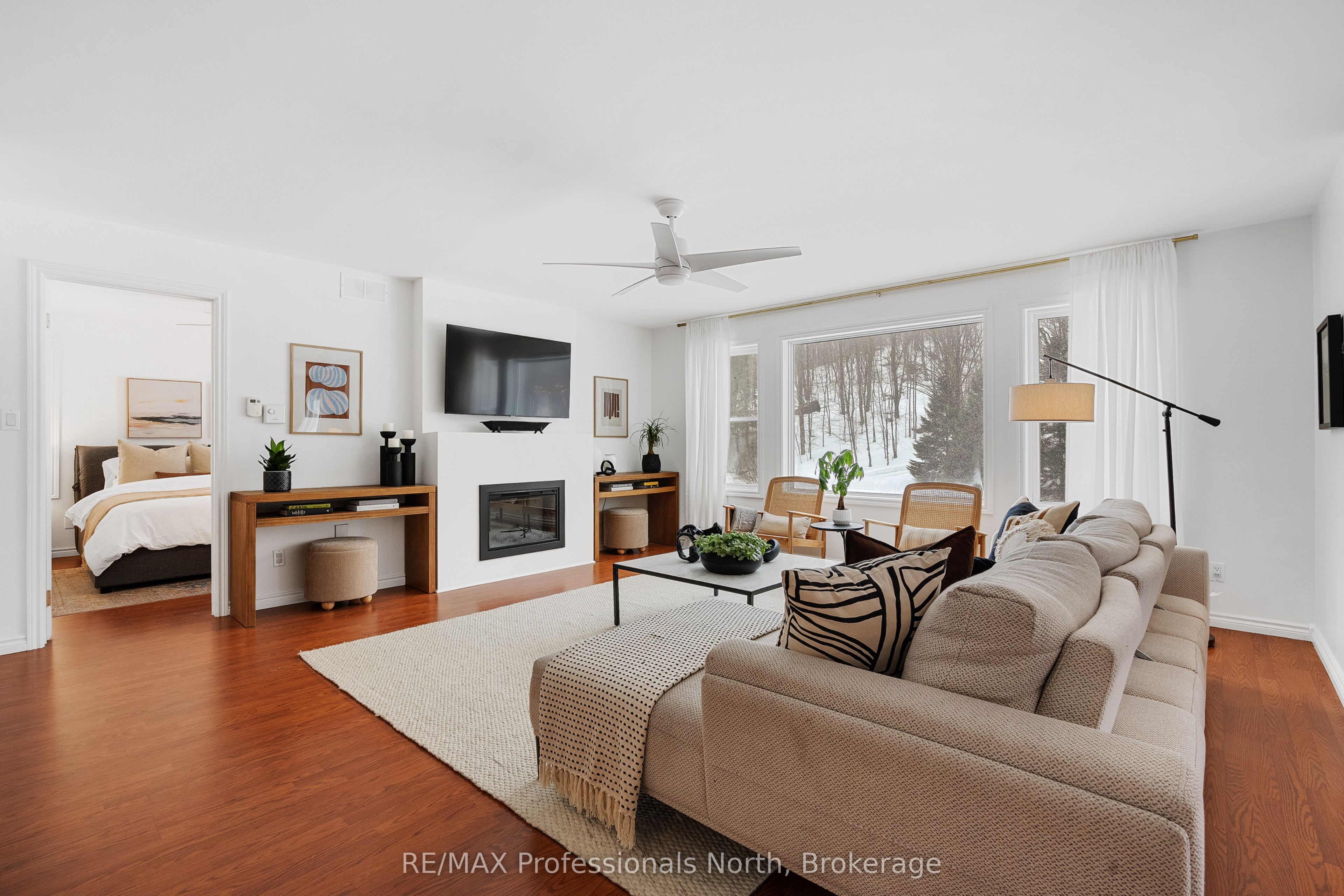 47 Farmcrest Avenue Property Photo