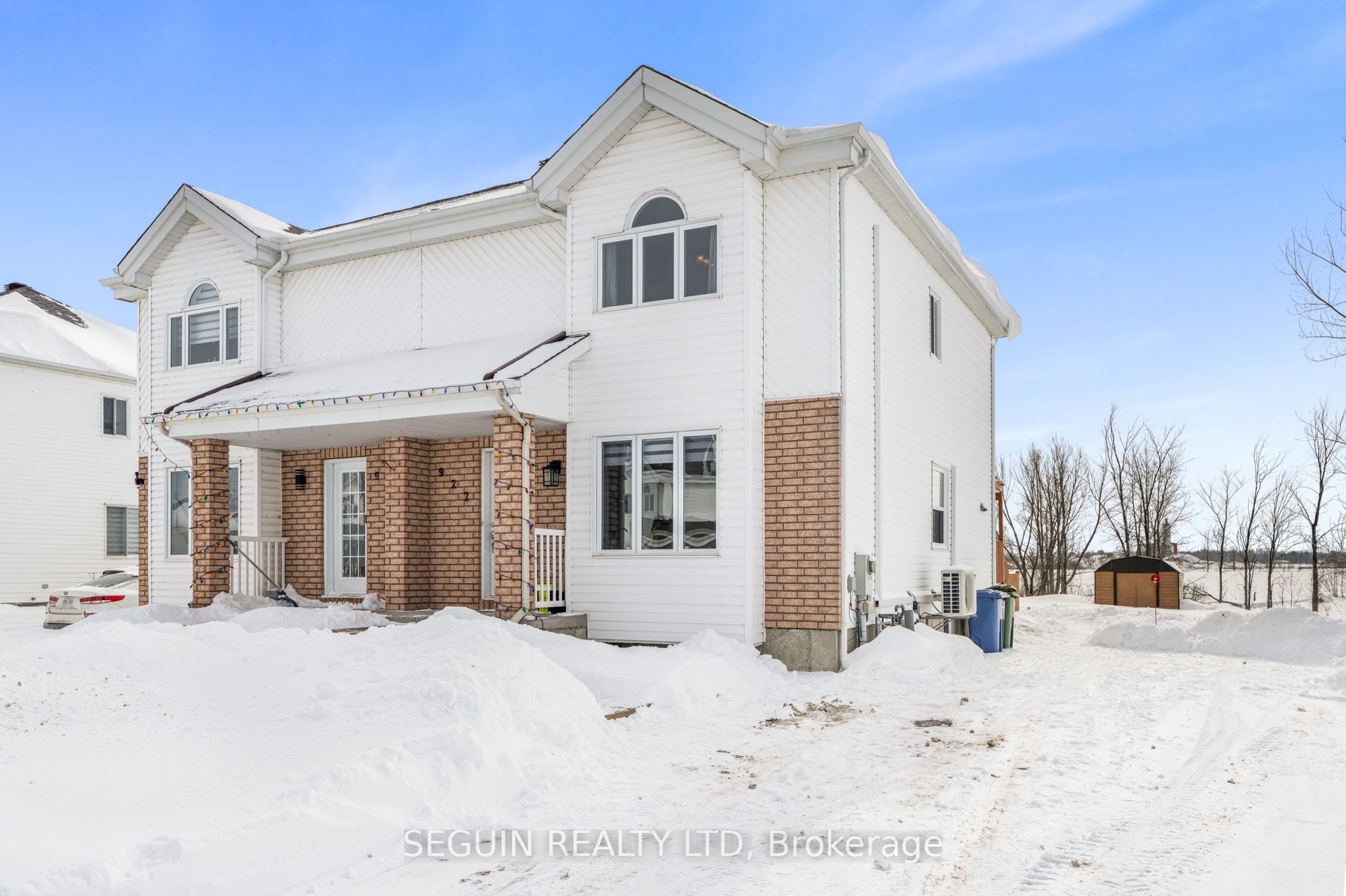 922 Roch Street Property Photo